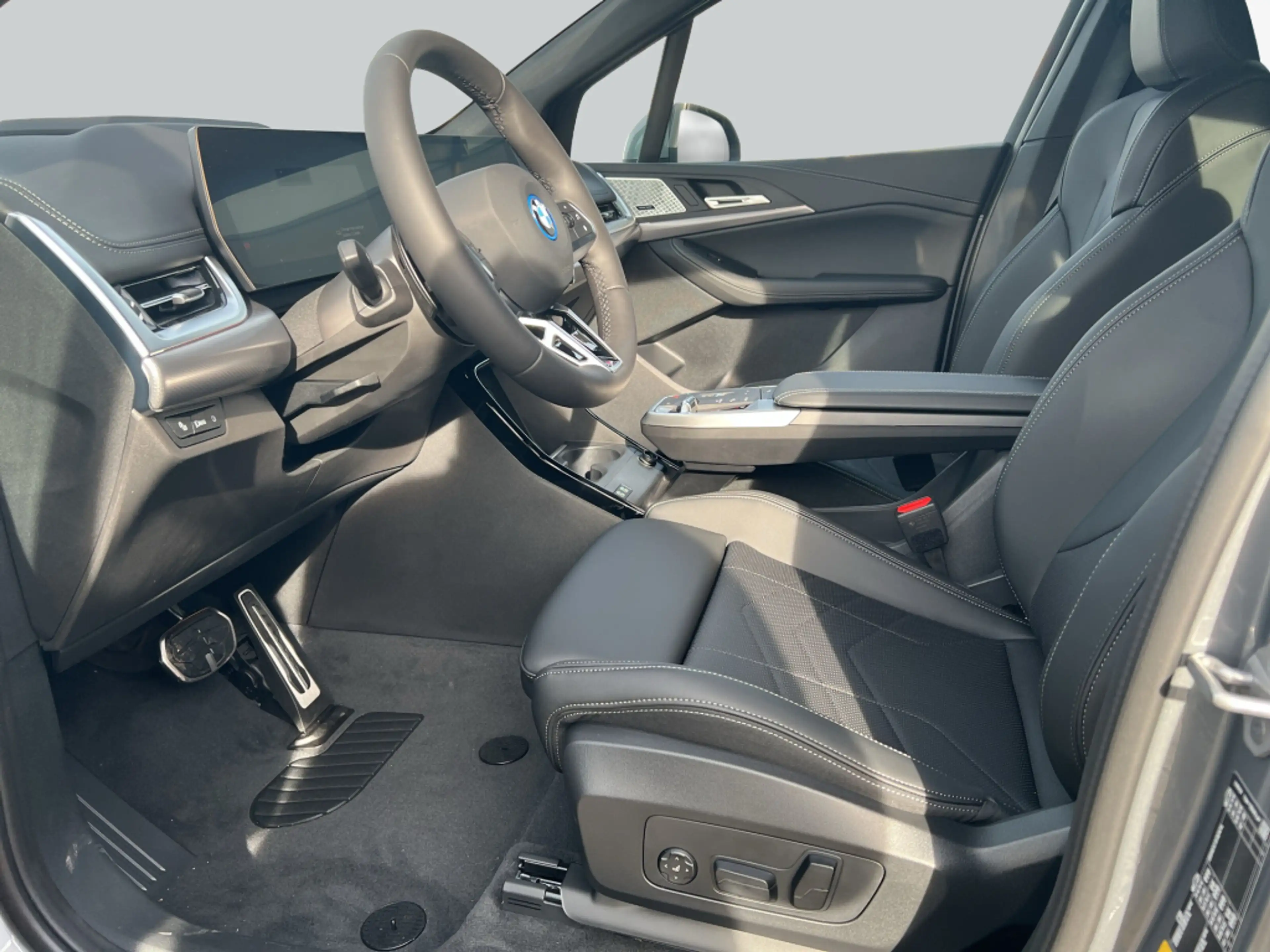 BMW 230 230e xDrive Active Tourer Aut. — photo 10