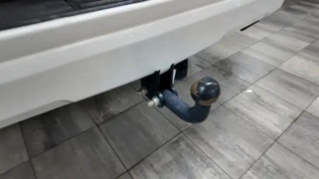 Toyota Land Cruiser view 14