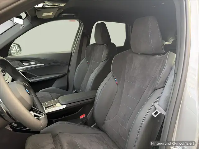 BMW X1 view 10