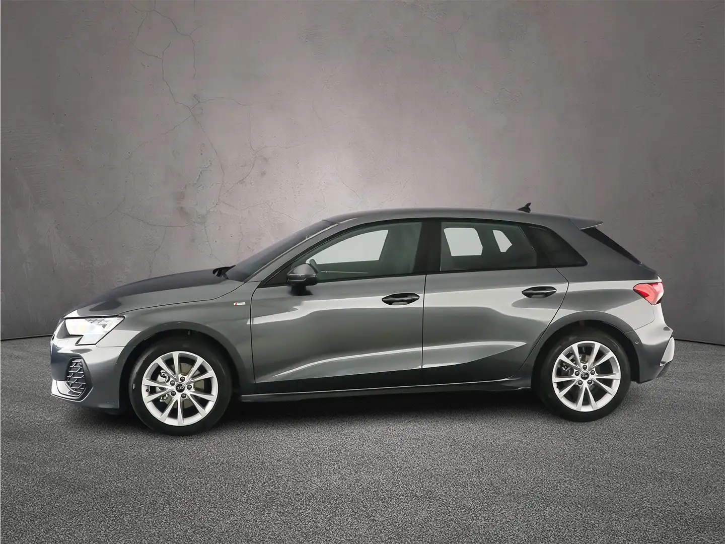 Audi A3 Sportback 30 TFSI 116pk S edition Gris - 2