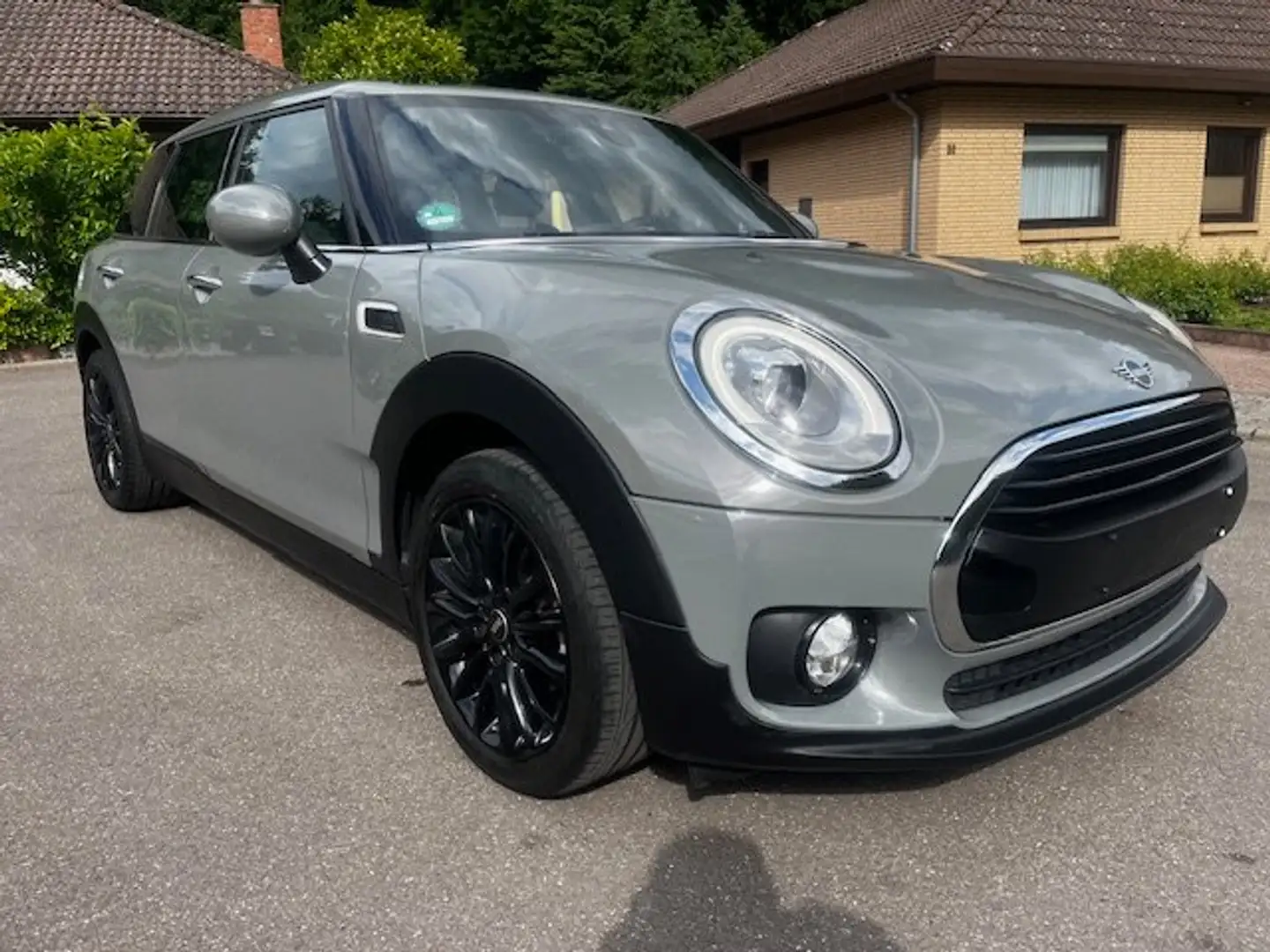 MINI One Clubman Chili/2Hd/Sportsitze/LED/RFK/17"Alu/PDC/TRAUMHAFT/ Gris - 2