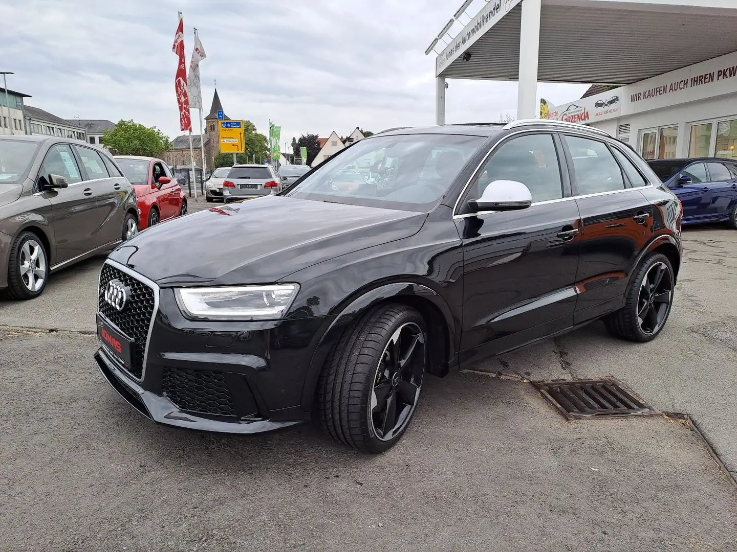 Audi RS Q3 RS Q3 2.5 TFSI quattro *Navi*BOSE*PDCs*SHZ* Schwarz - 2