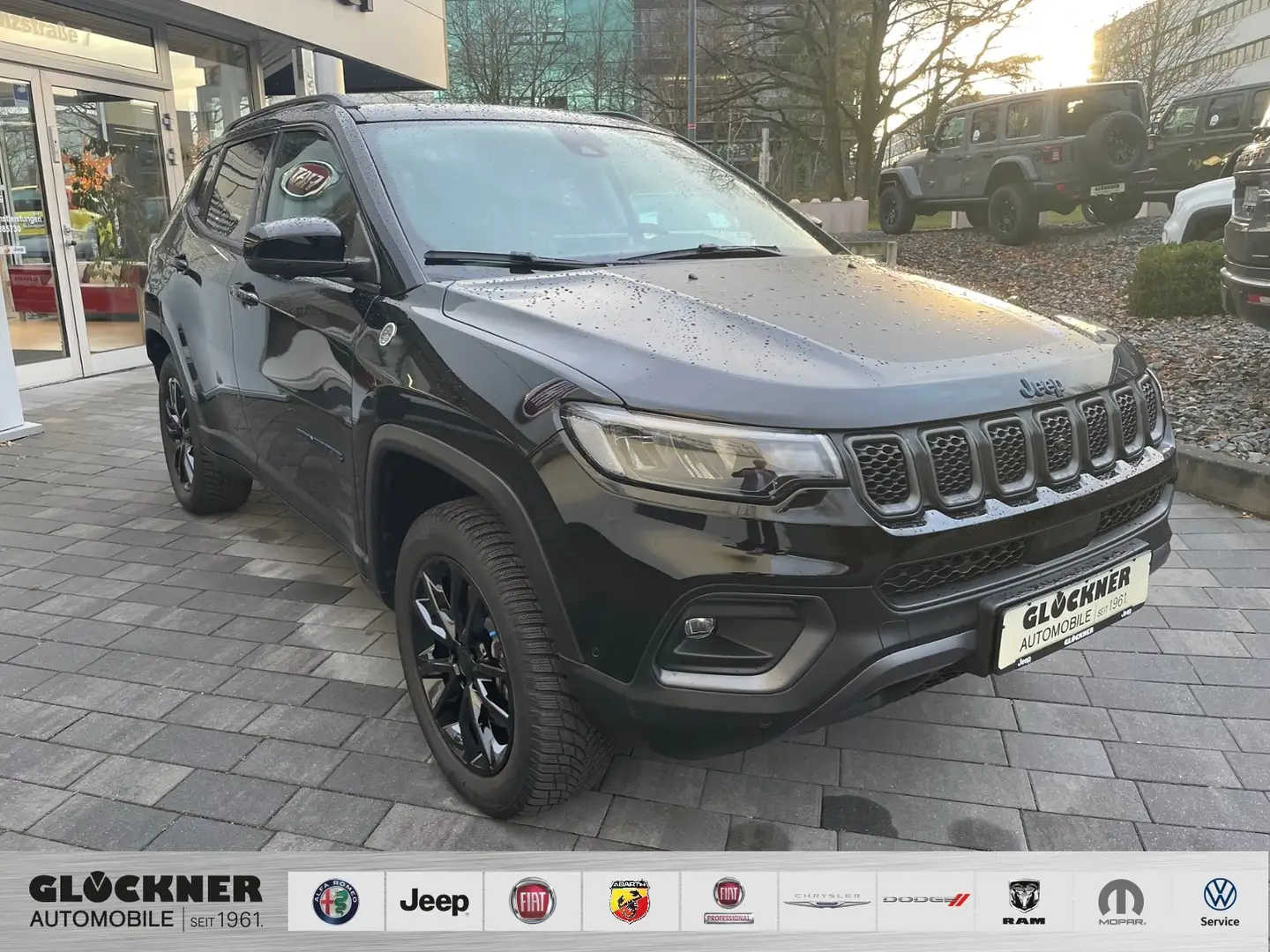 Jeep Compass PHEV 4xe Trailhawk Schwarz - 1