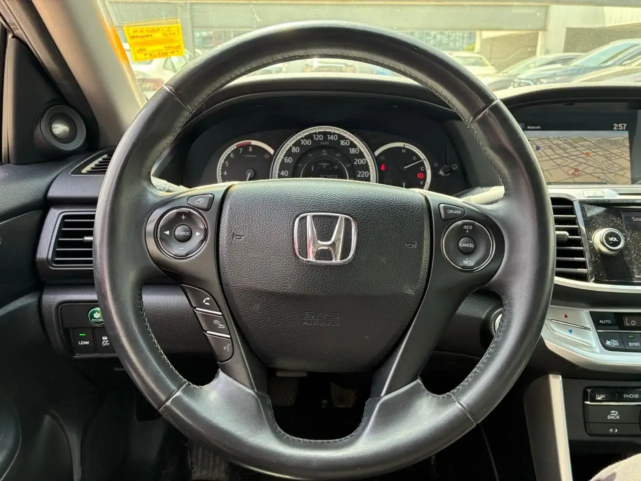 Honda Accord снимка Honda Accord