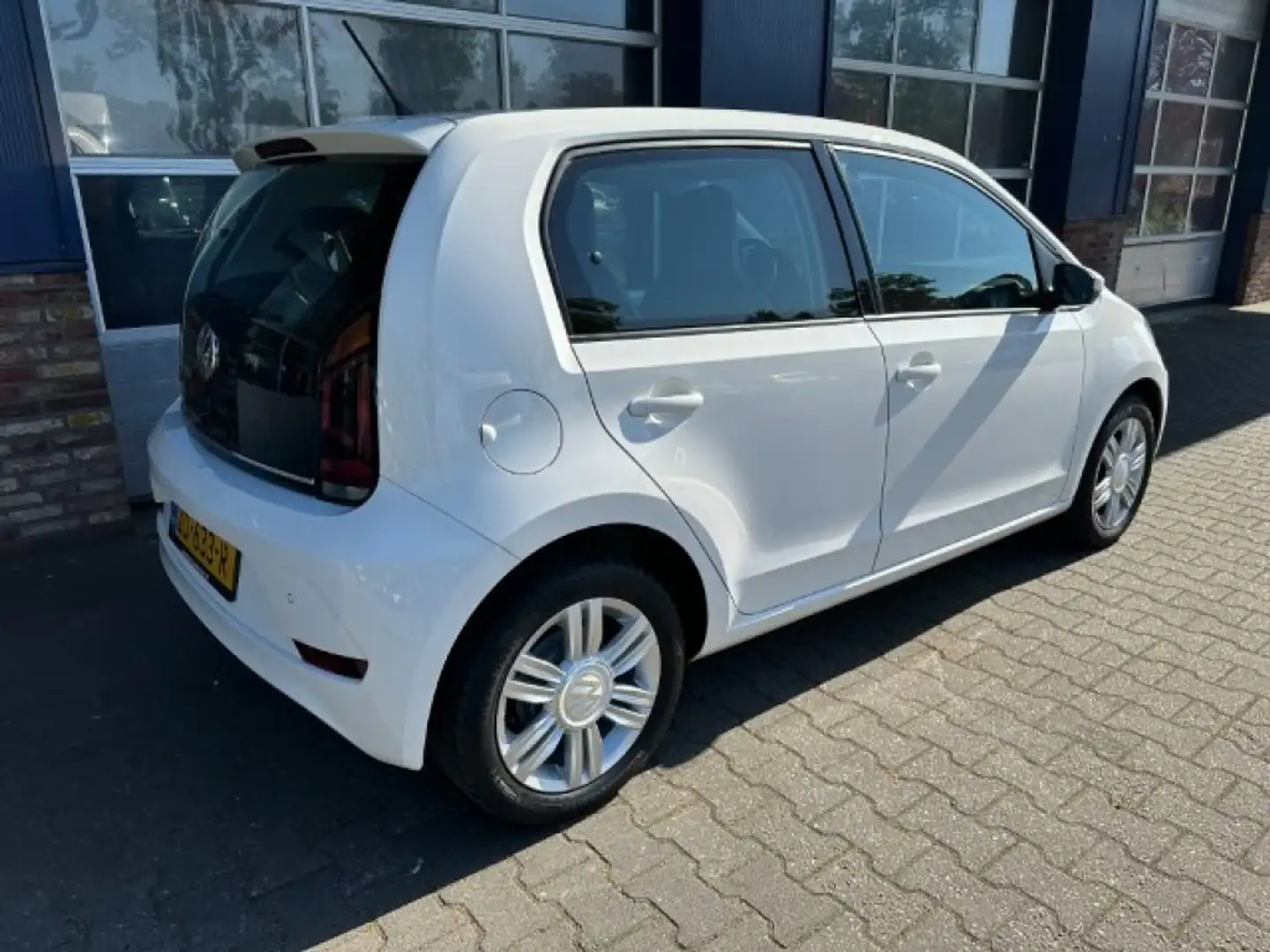 Volkswagen up! 1.0 BMT HIGH UP! Bianco - 2
