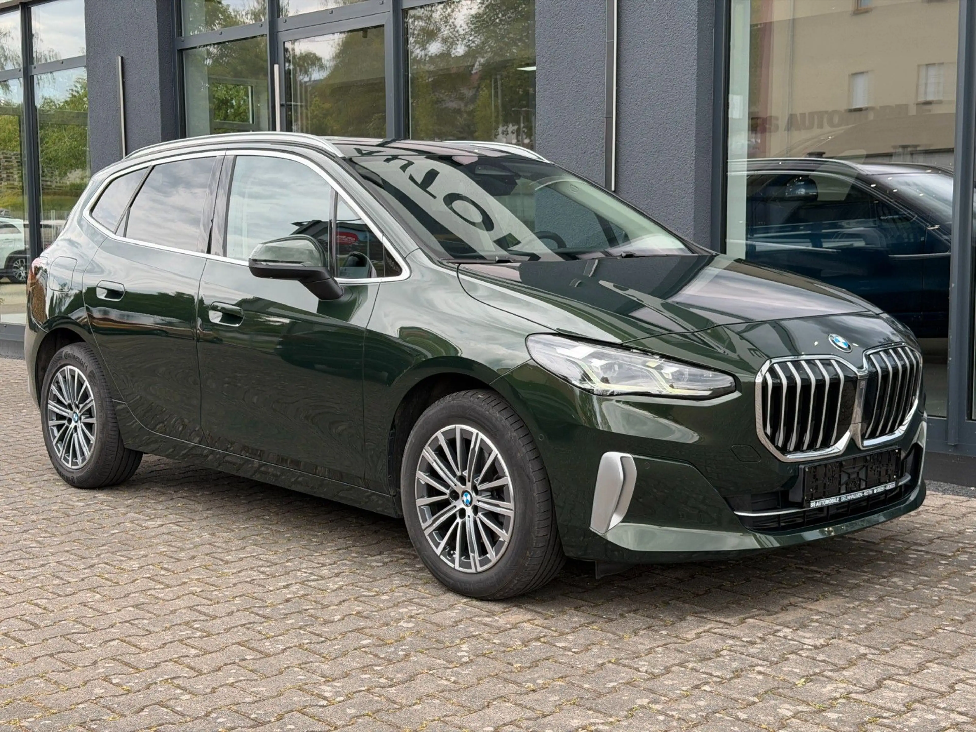 BMW 218
