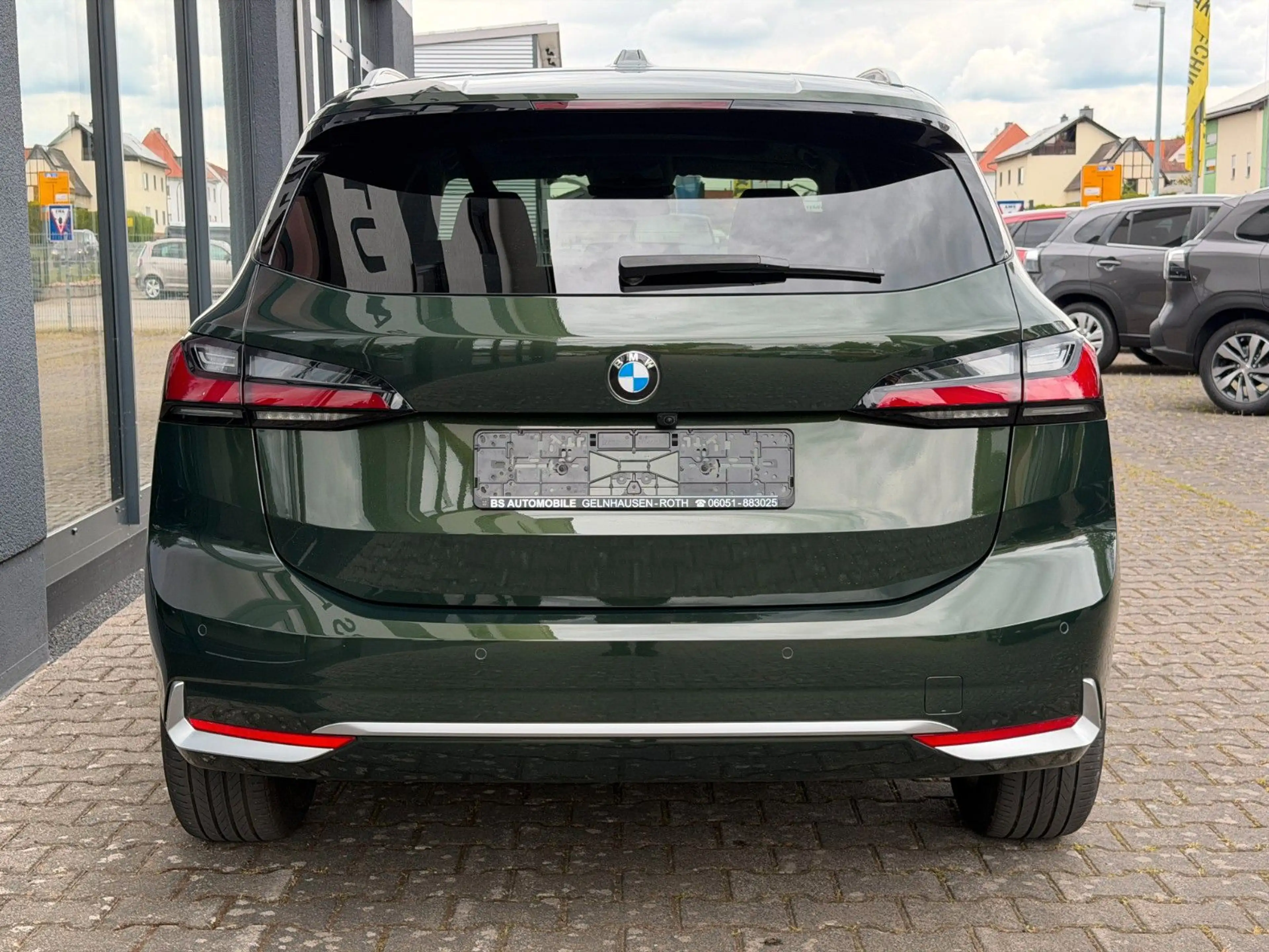 BMW 218 — photo 8