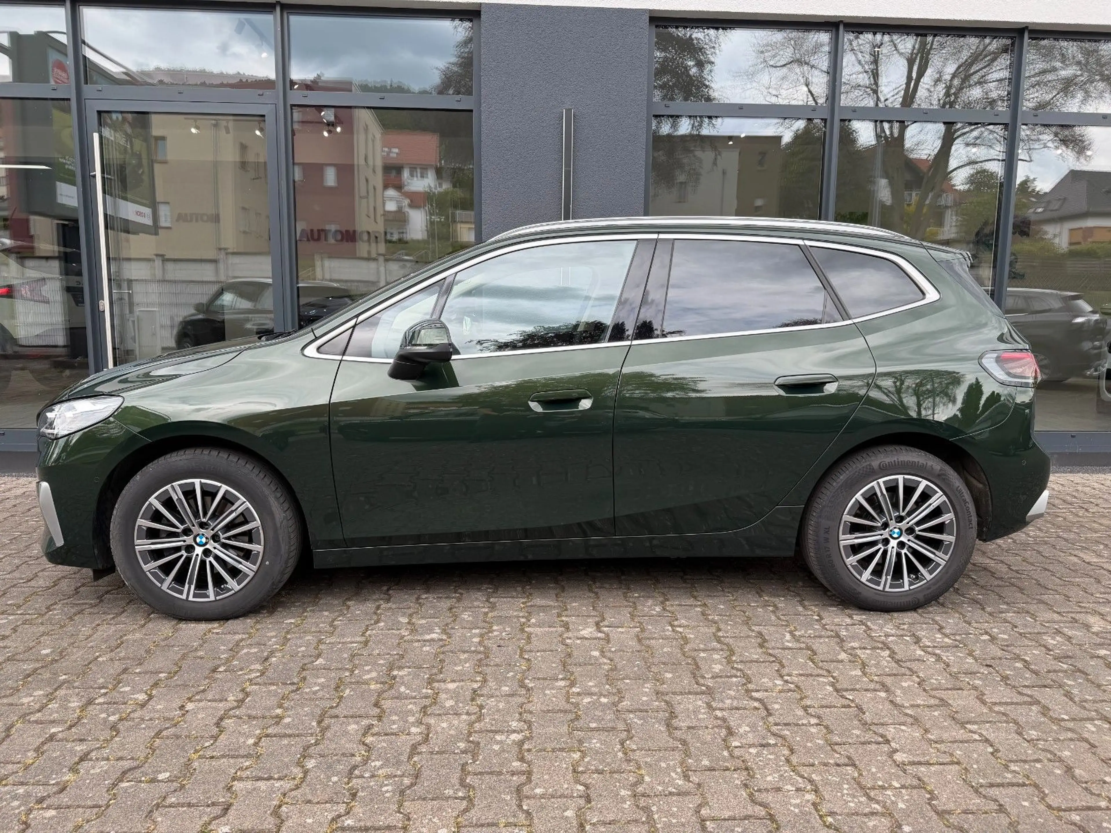 BMW 218 — photo 4