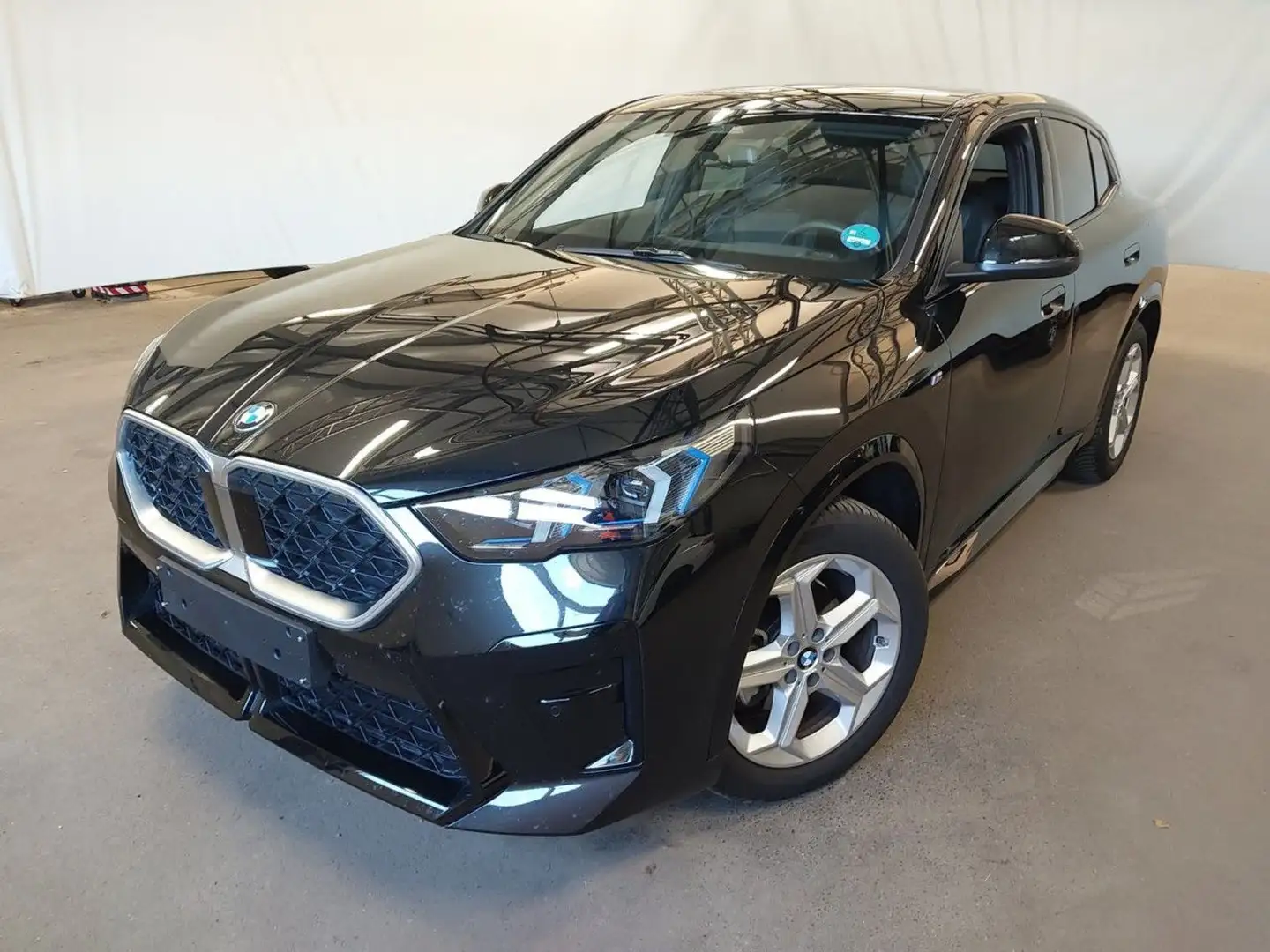 BMW X2 s20d M Sport HUD ACC Lenkh.LiveProf.P+H/K AHK Schwarz - 2