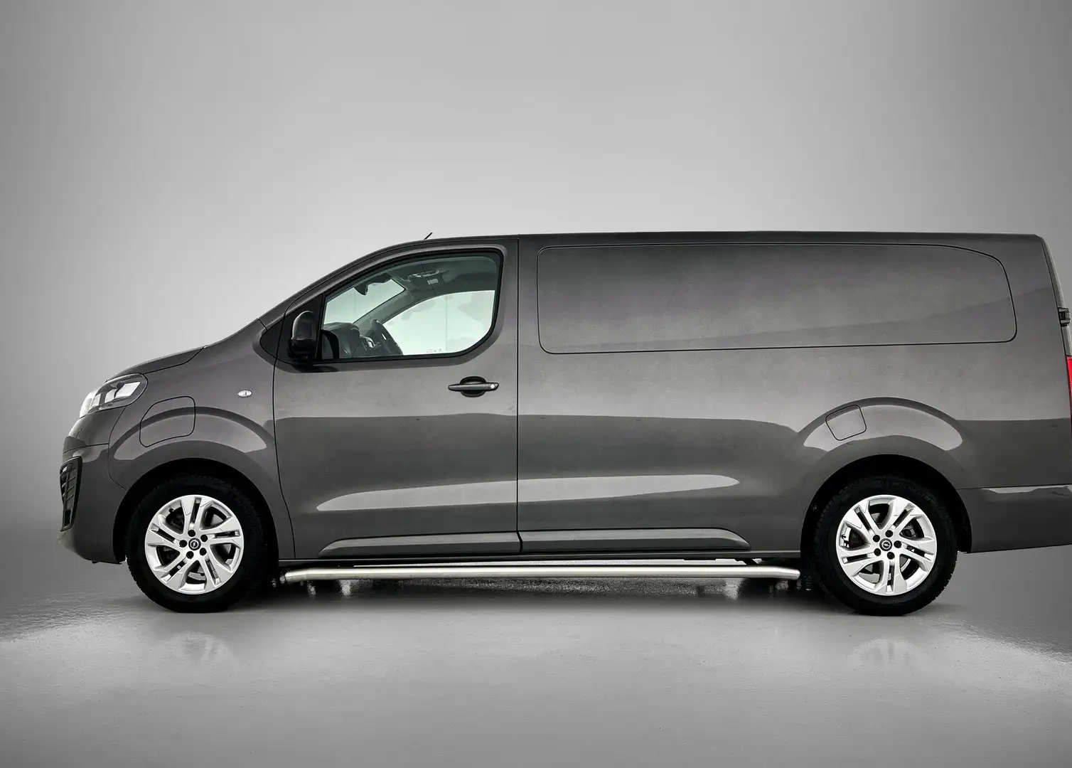 Opel Vivaro-e L3H1 Edition 75 kWh | 136pk | Navi Pro | Lage Kilo Gri - 2