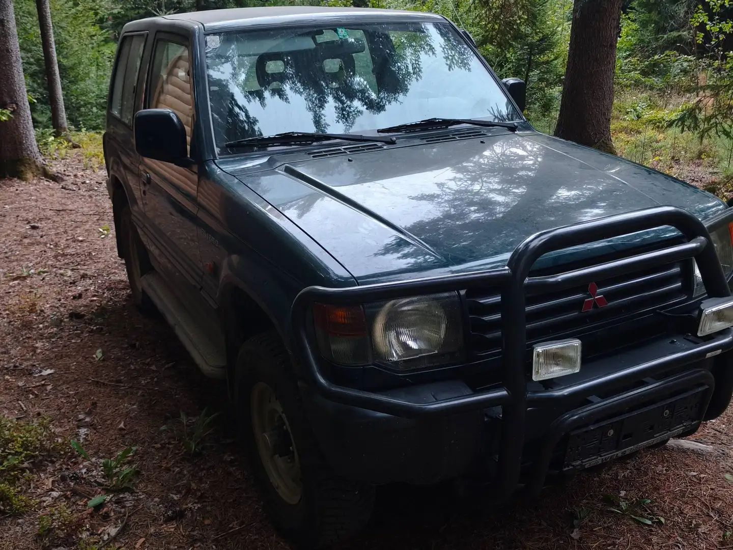Mitsubishi Pajero Pajero MT 2,5 GL TD Grün - 2
