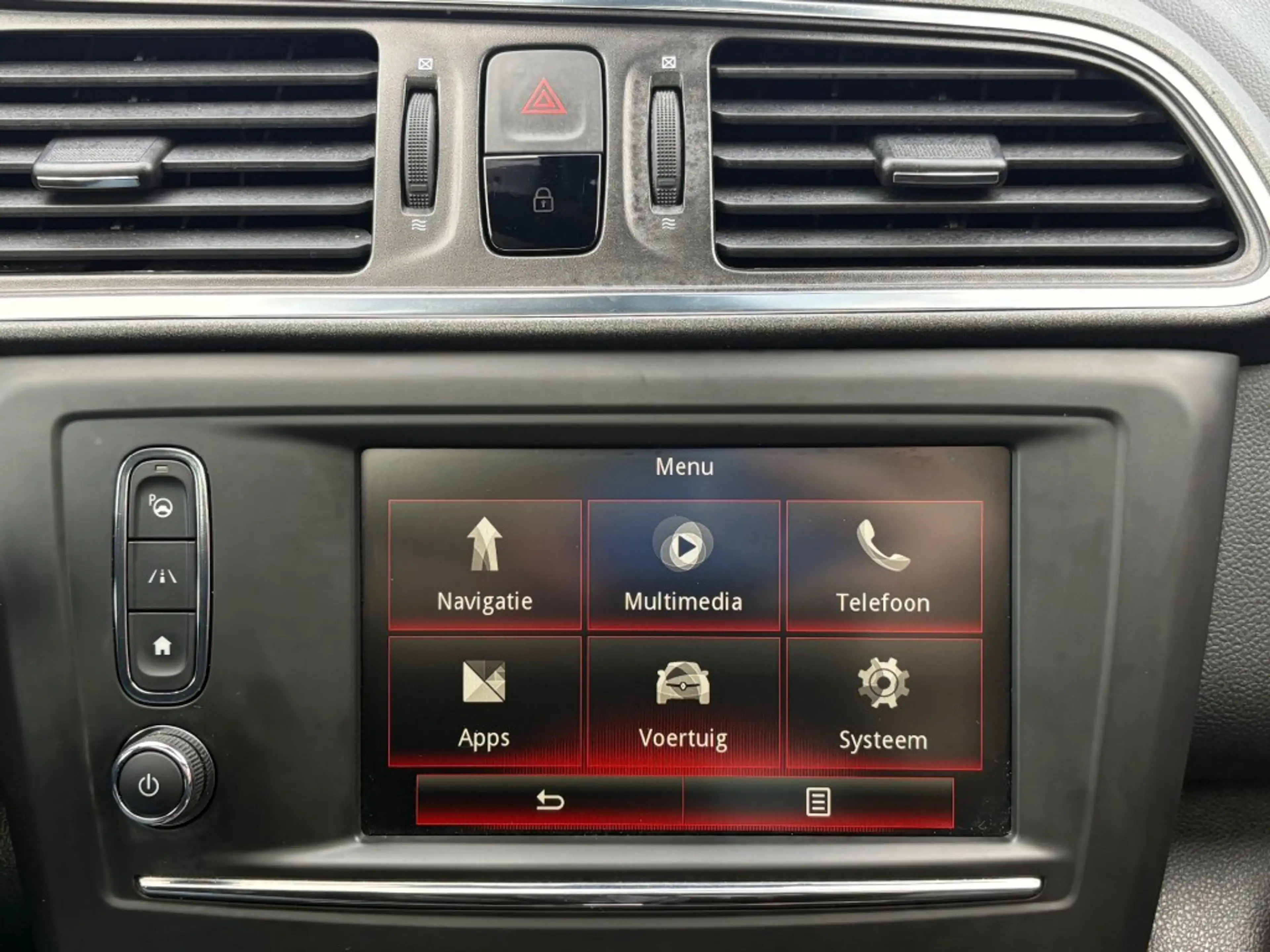 Renault Kadjar 1.2 TCE AUT. 130PK BOSE BLACK-EDITION LEER PANO-DA — photo 9
