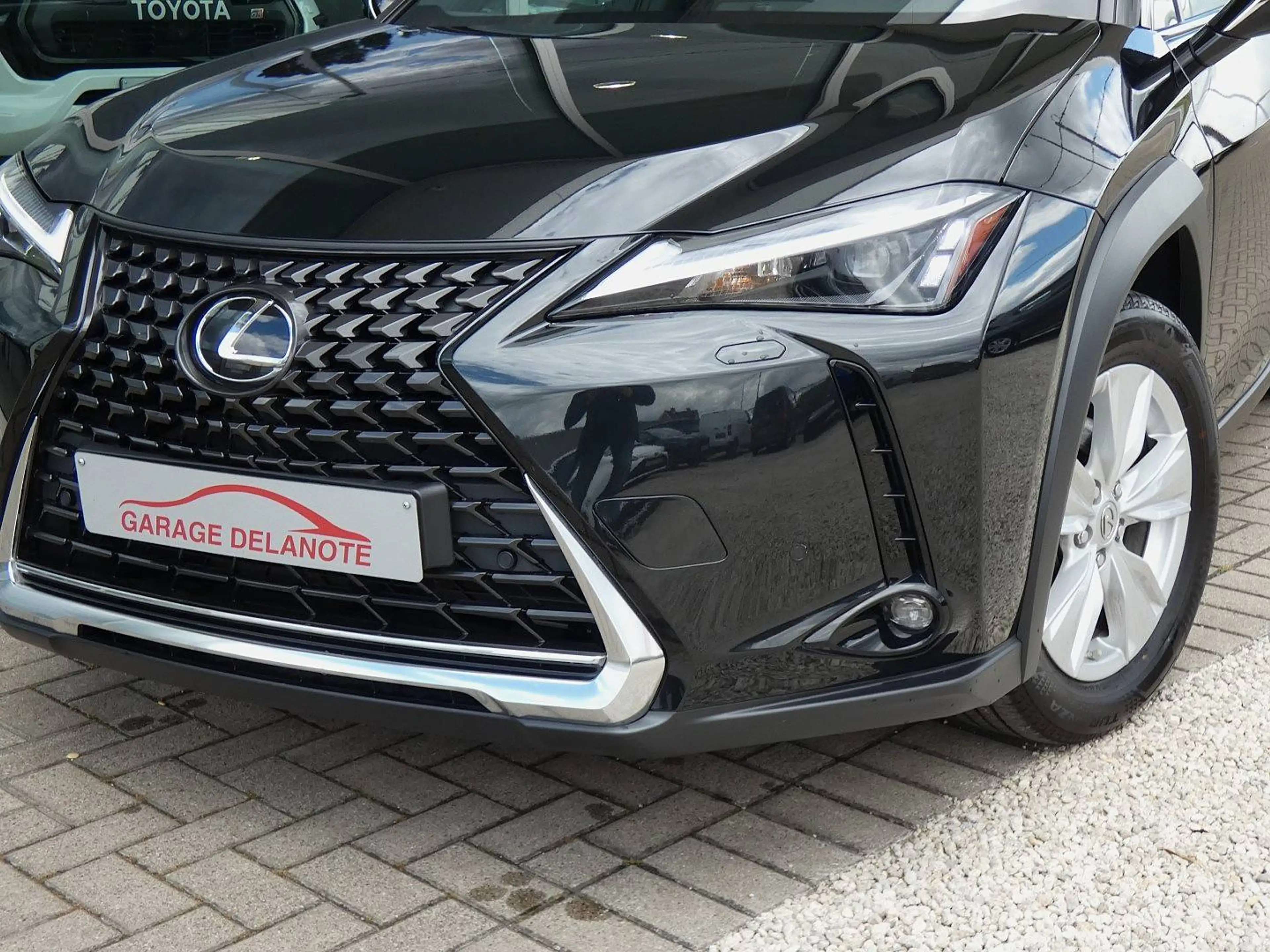 Lexus UX 250h HYBRID +ZWART LEDER +Zetelverwarming +Dodehoek +GPS +Parkeersensoren V&A +Camera — photo 4