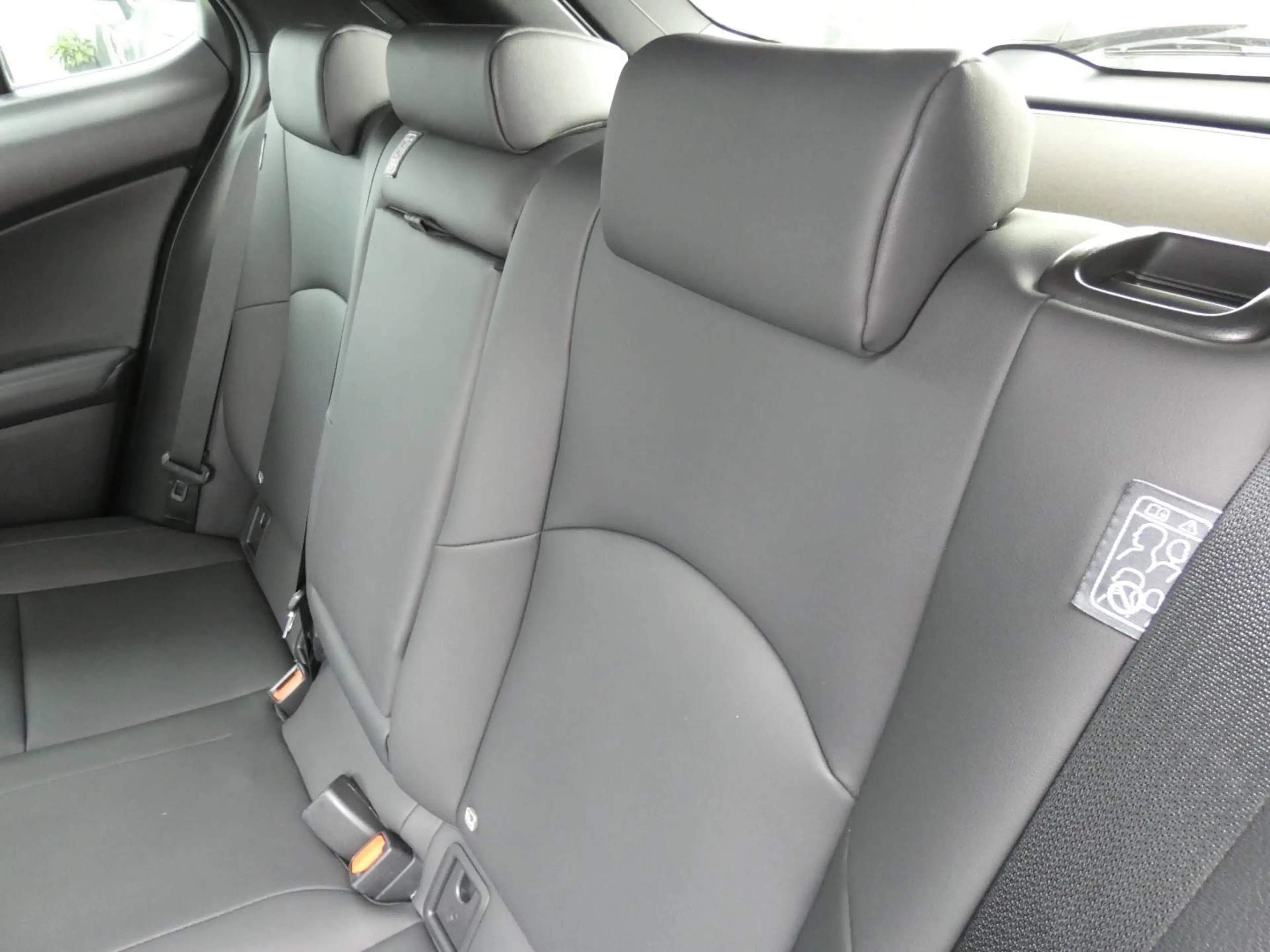 Lexus UX 250h HYBRID +ZWART LEDER +Zetelverwarming +Dodehoek +GPS +Parkeersensoren V&A +Camera — photo 12