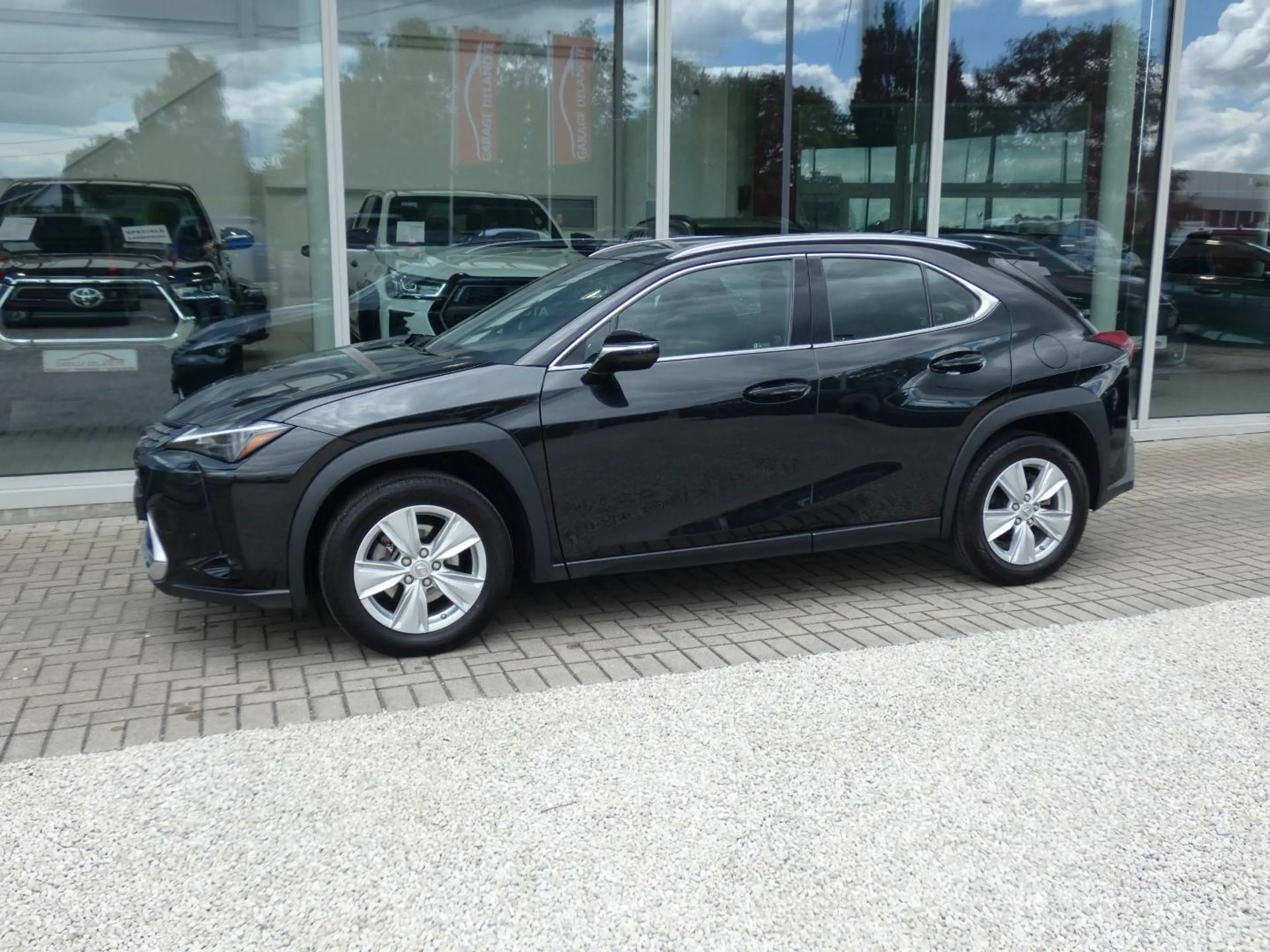 Lexus UX 250h HYBRID +ZWART LEDER +Zetelverwarming +Dodehoek +GPS +Parkeersensoren V&A +Camera — photo 5