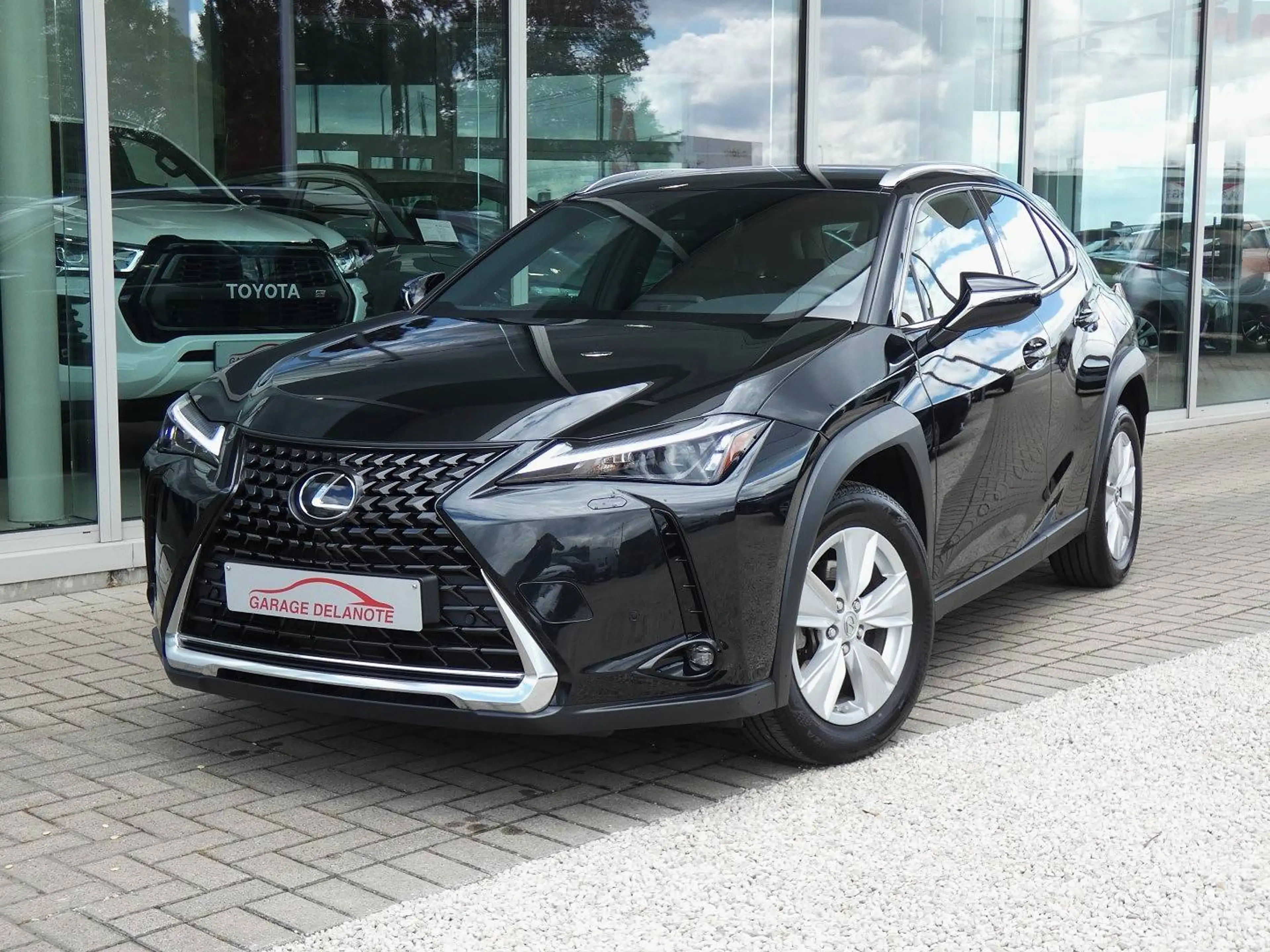 Lexus UX 250h HYBRID +ZWART LEDER +Zetelverwarming +Dodehoek +GPS +Parkeersensoren V&A +Camera — photo 2