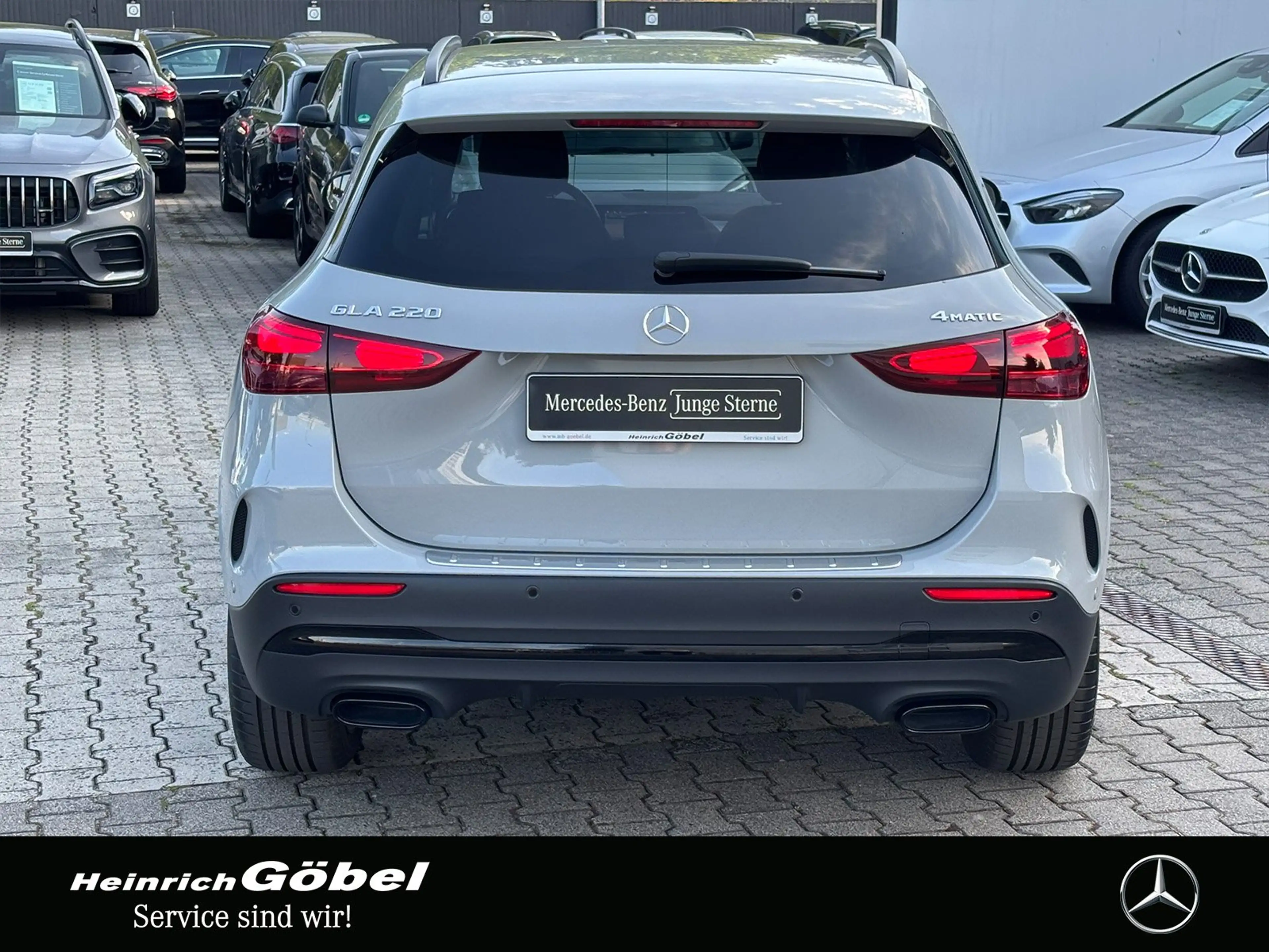Mercedes-Benz GLA 220 4M AMG*AHK*NIGHT-PAKET*MULTIBEAM*20ZOLL — photo 5