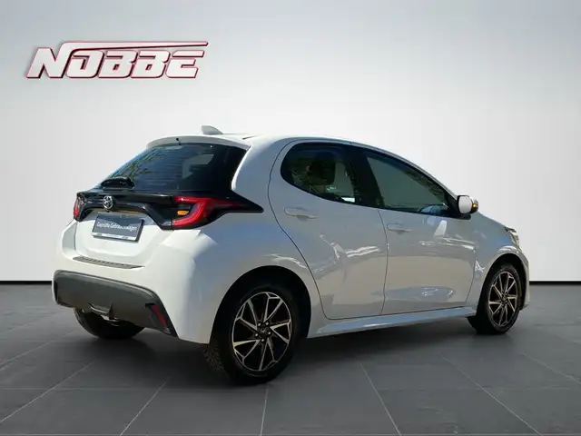 Toyota Yaris view 5