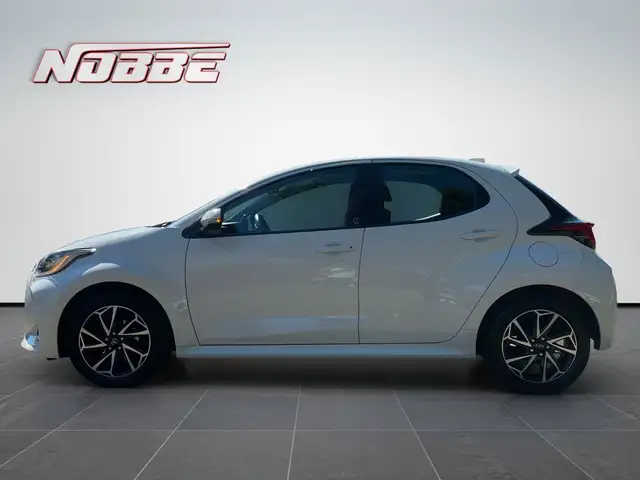 Toyota Yaris view 2