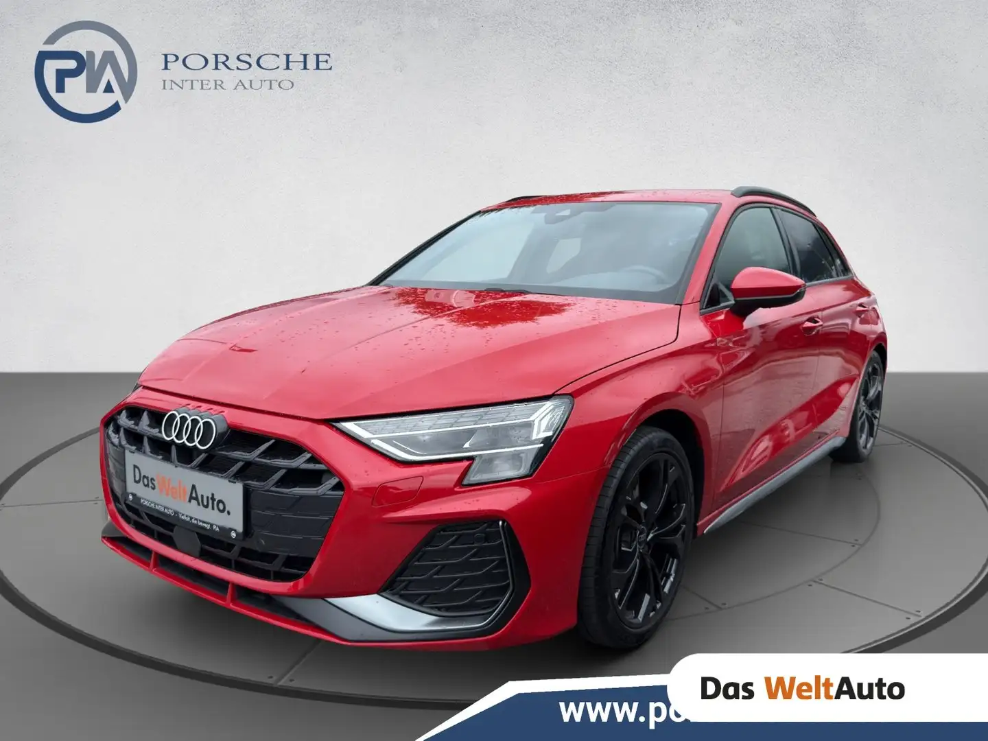 Audi A3 30 TFSI S line Rouge - 1