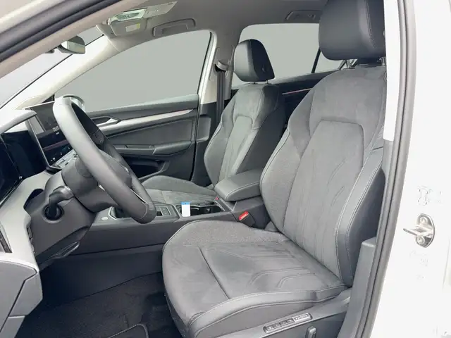 Volkswagen Golf view 9