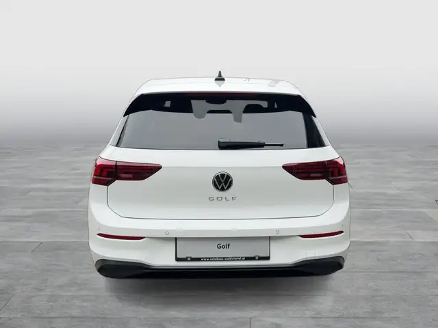 Volkswagen Golf view 5