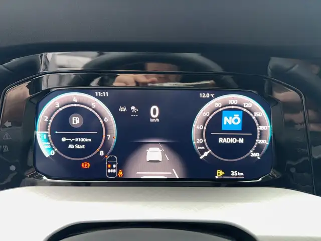 Volkswagen Golf view 12