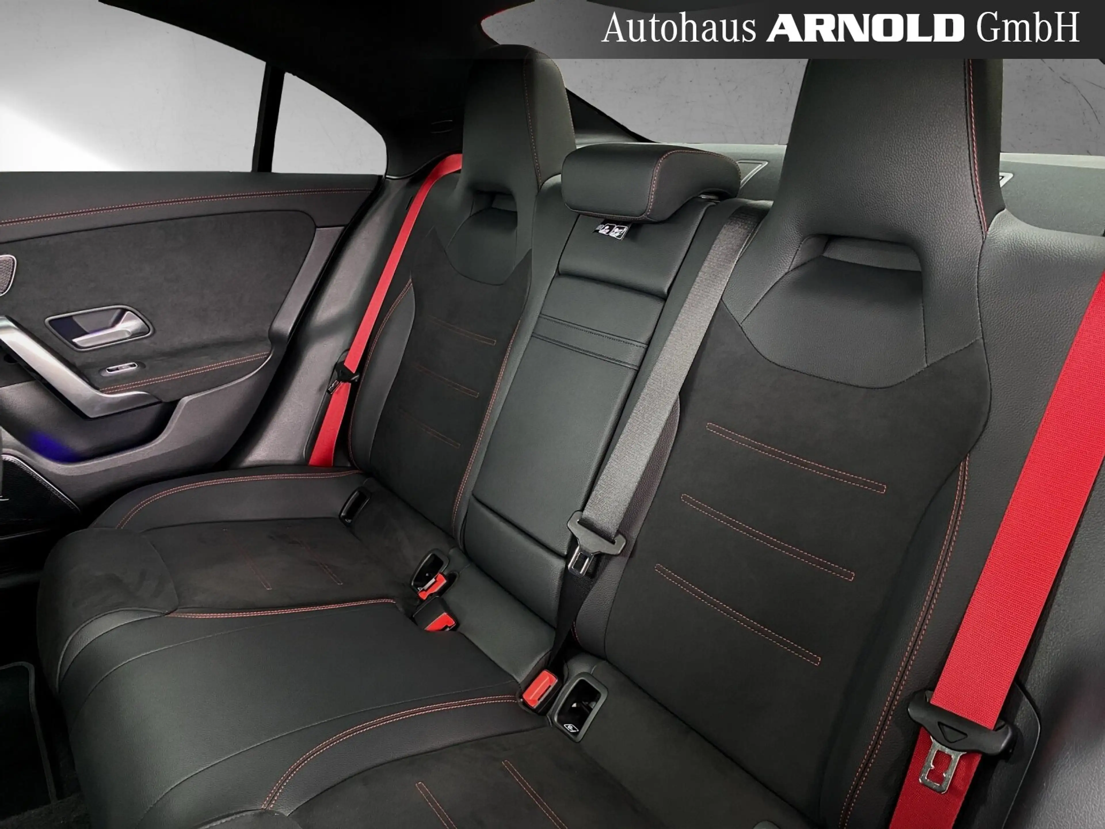 Mercedes-Benz CLA 45 AMG Mercedes-AMG CLA 45 S 4M+ Pano 360° MULTIB Distr — photo 10