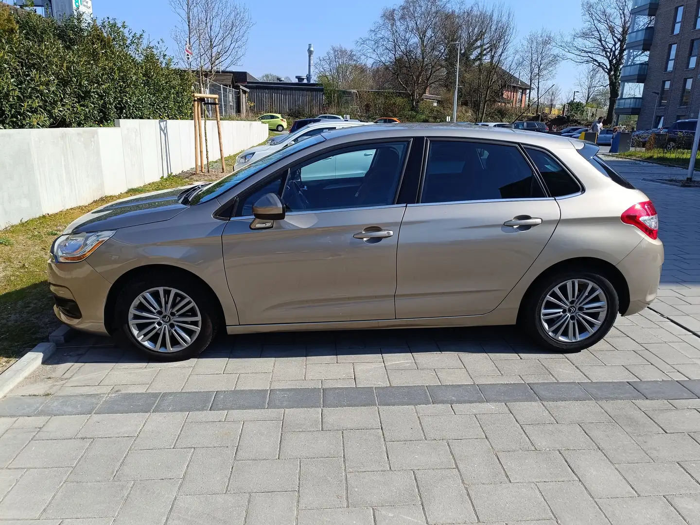 Citroen C4 C4 VTi 120 Attraction - 2