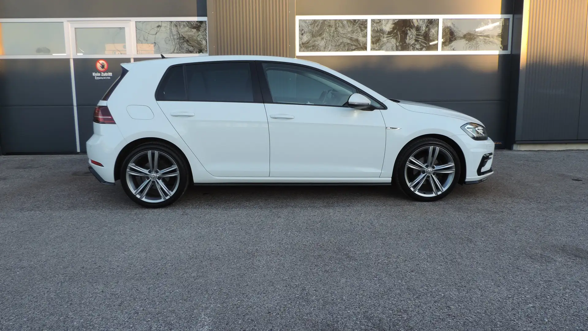 Volkswagen Golf Golf Highline R-LINE 1,0 TSI DSG Weiß - 2