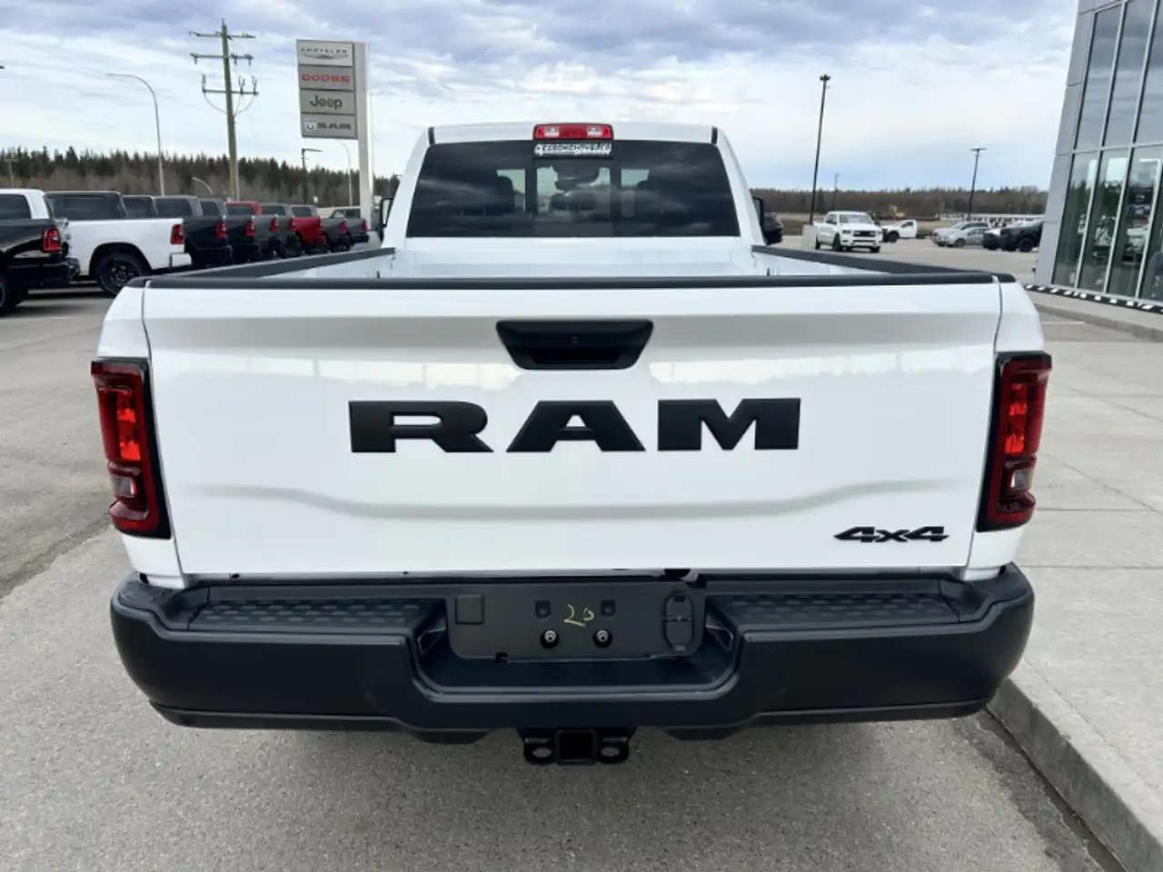 RAM 3500 снимка RAM 3500