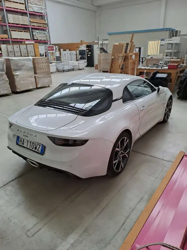 Alpine A110 2025