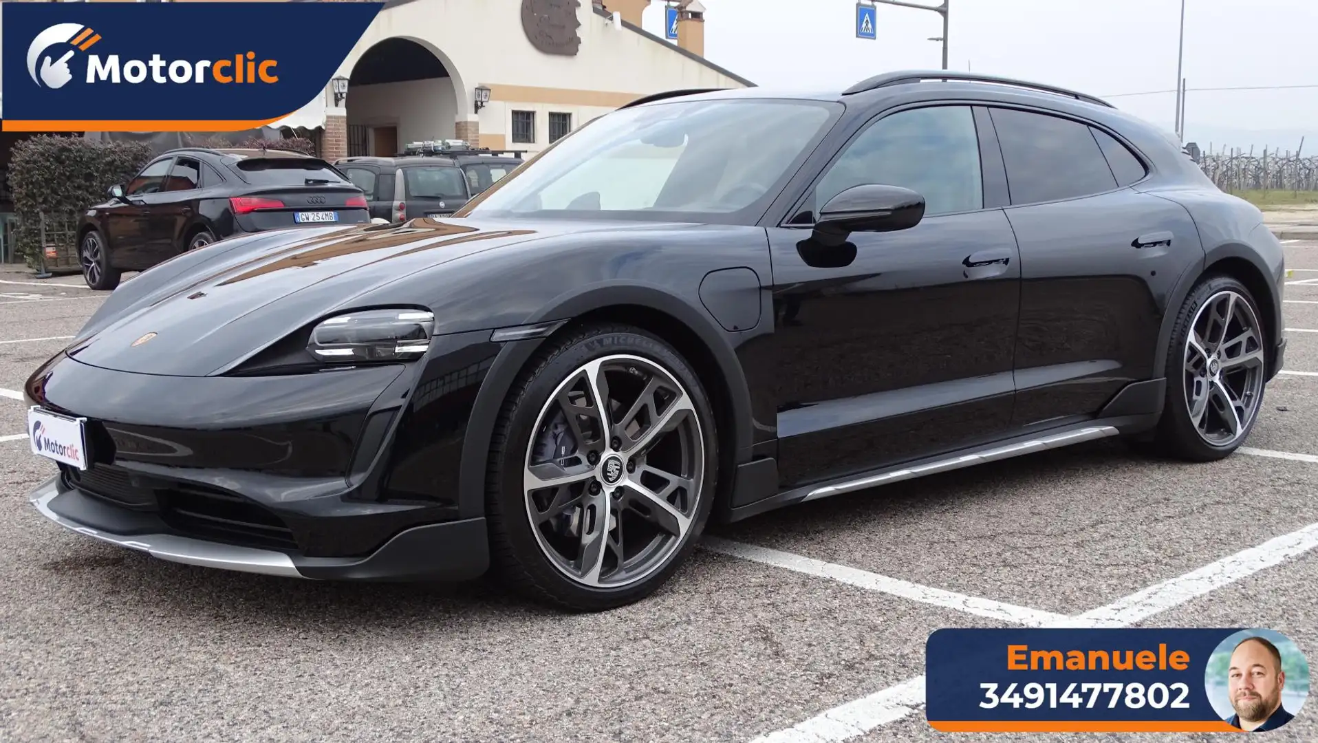 Porsche Taycan 4 Cross Turismo Fekete - 2