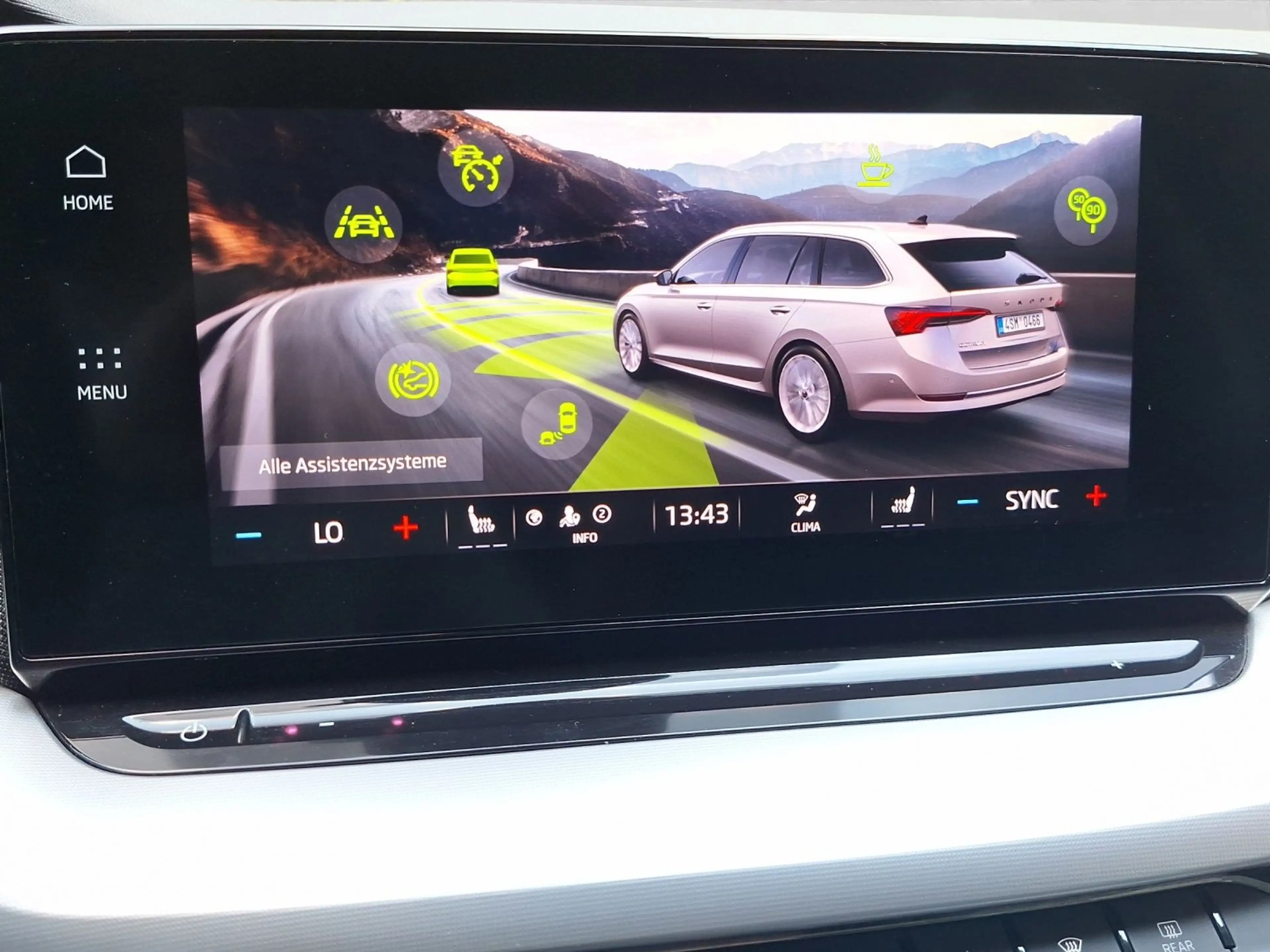 Skoda Octavia Combi 1.5 TSI DSG STYLE KAMERA LED LM17 — photo 13