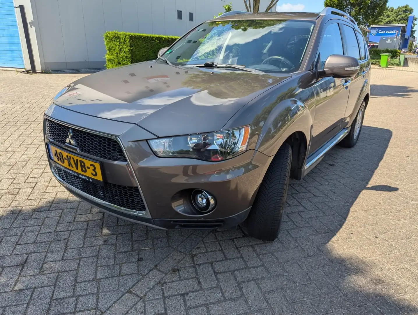Mitsubishi Outlander 2.0 Intro Edition Maro - 1