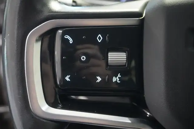 Land Rover Range Rover Evoque view 12