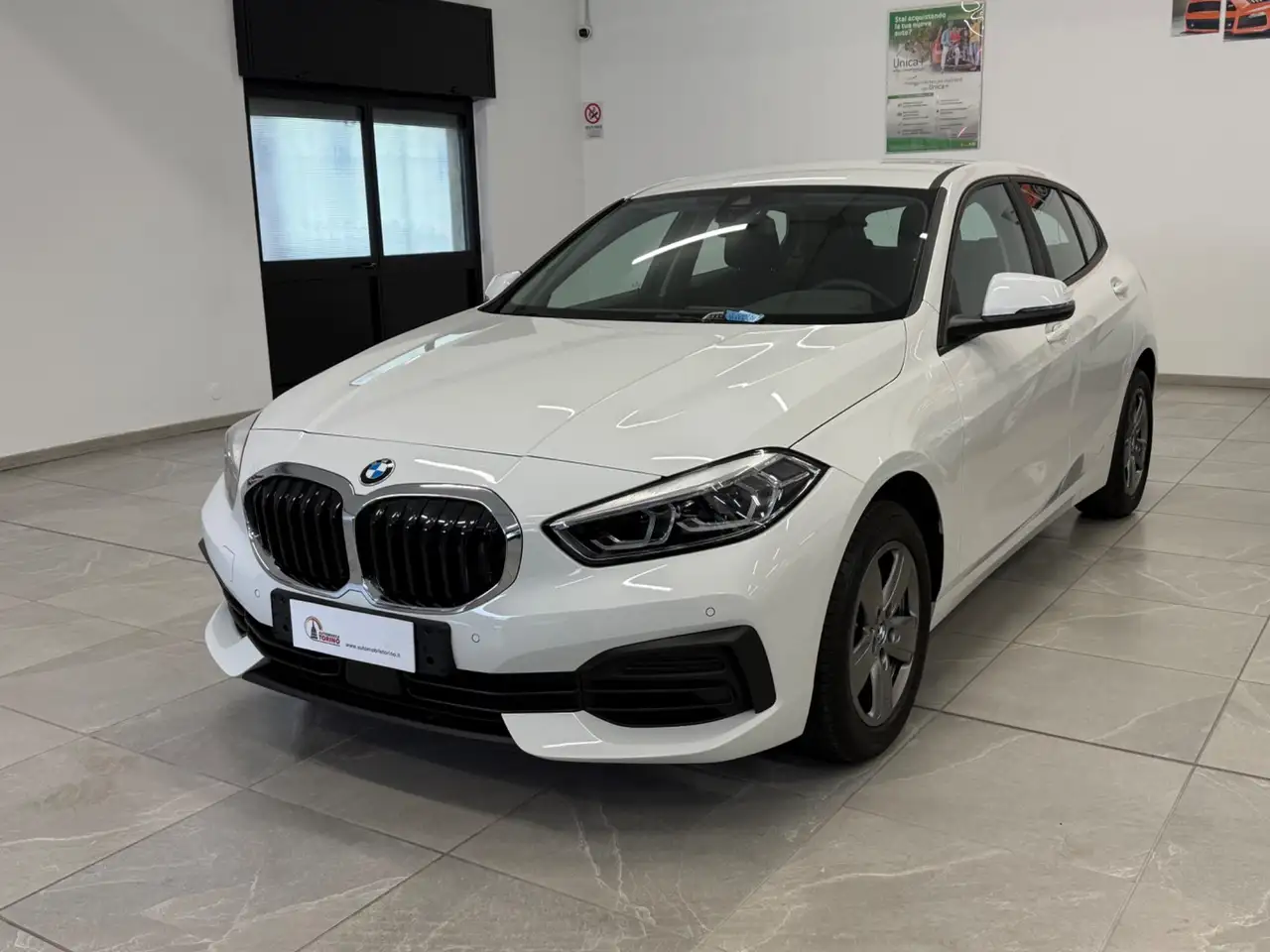 BMW 118 118i 5p. Business Advantage