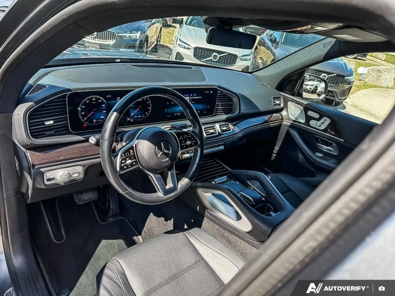 Mercedes-Benz GLE снимка Mercedes-Benz GLE
