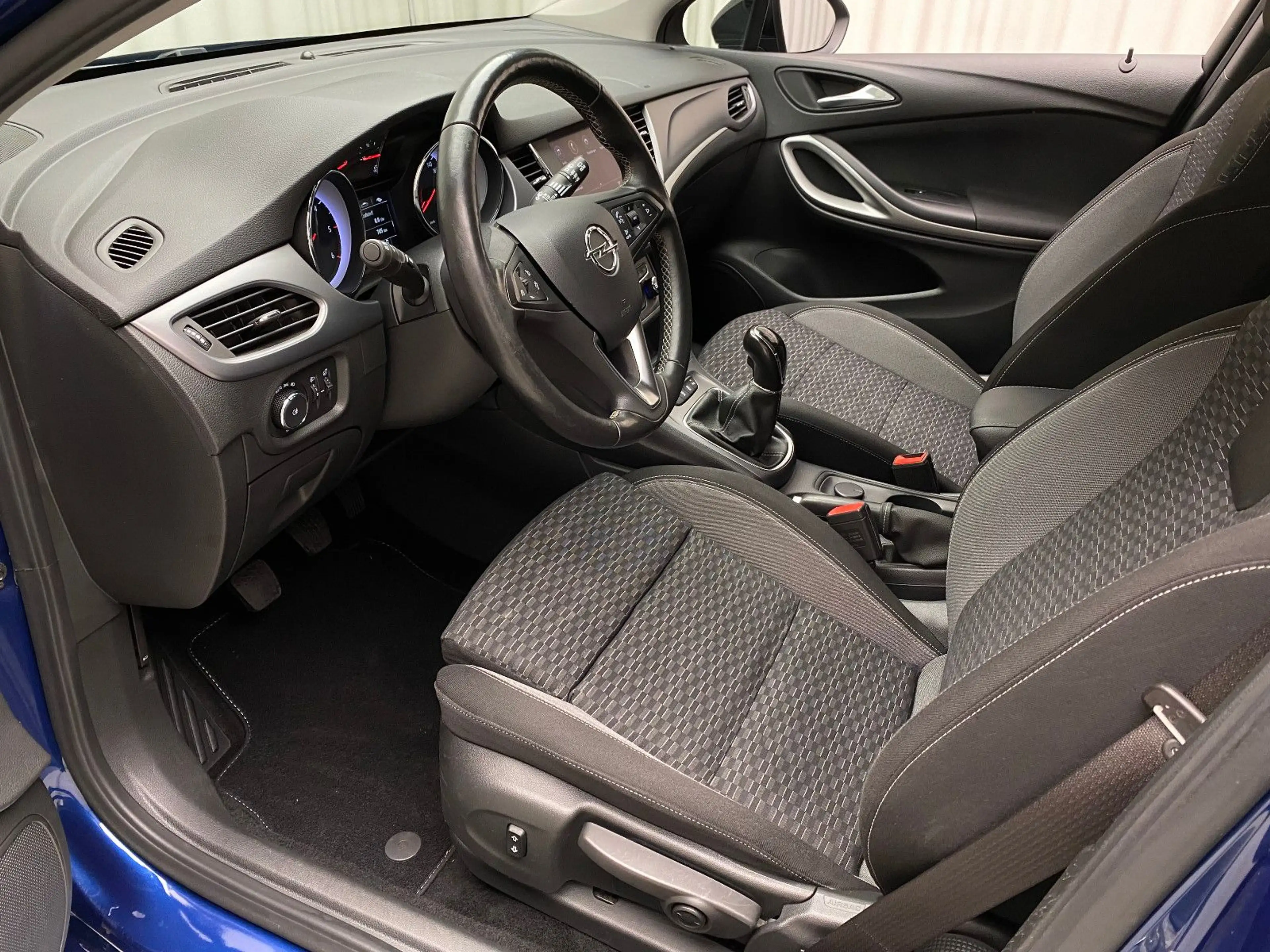 Opel Astra K 1.5 Diesel ST Edition Winterpaket LED — photo 12