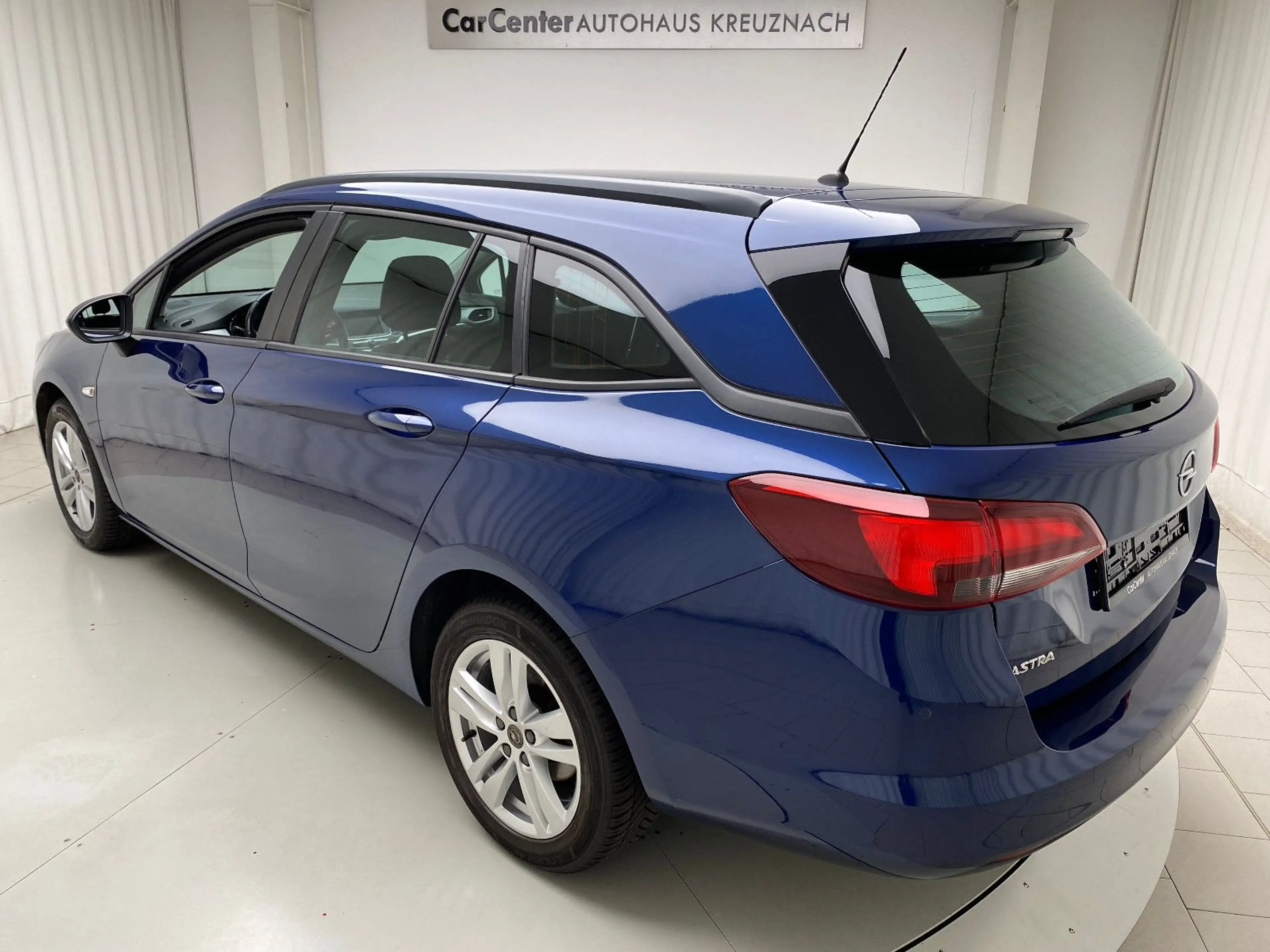 Opel Astra K 1.5 Diesel ST Edition Winterpaket LED — photo 8