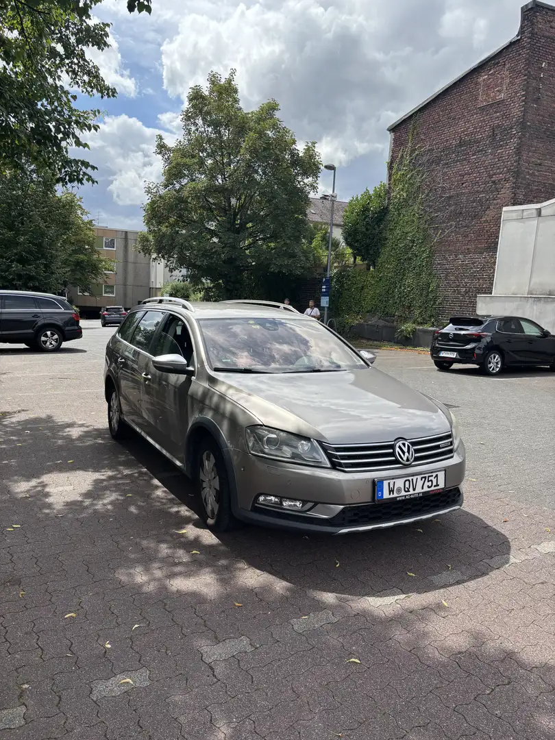 Volkswagen Passat Alltrack 2.0 TDI 4Motion DSG BlueMotion Tec - 1