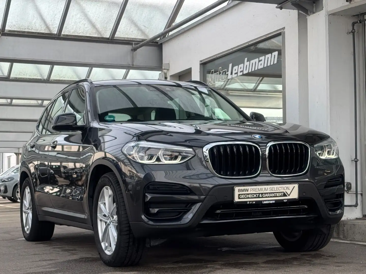 BMW X3 xDrive30e AHK/RFK/HUD/AdaLED 2 JAHRE GARANTIE Grau - 2