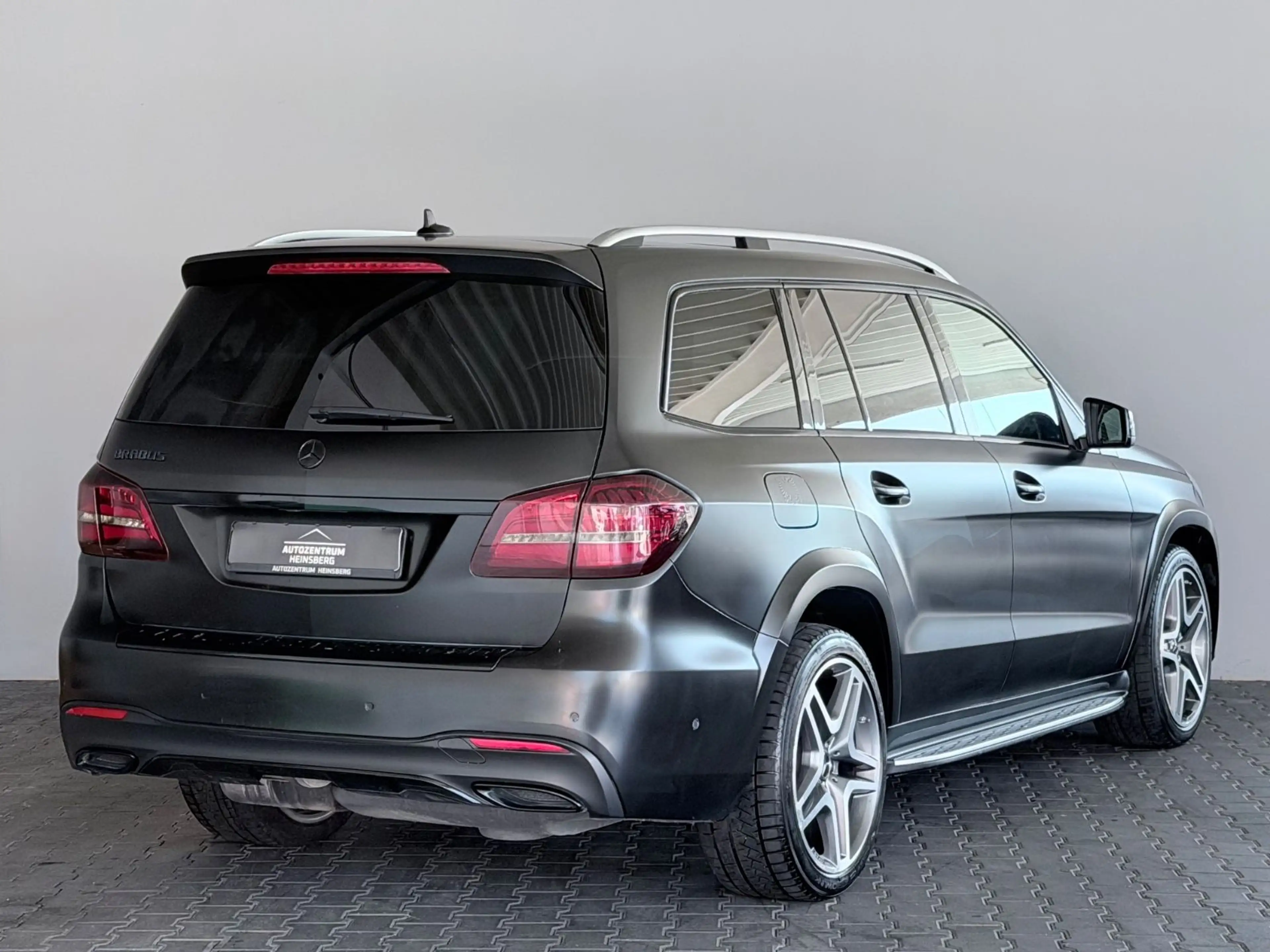 Mercedes-Benz GLS 350 d 4Matic AMG Line *HARMAN*STNDHZNG* — photo 4