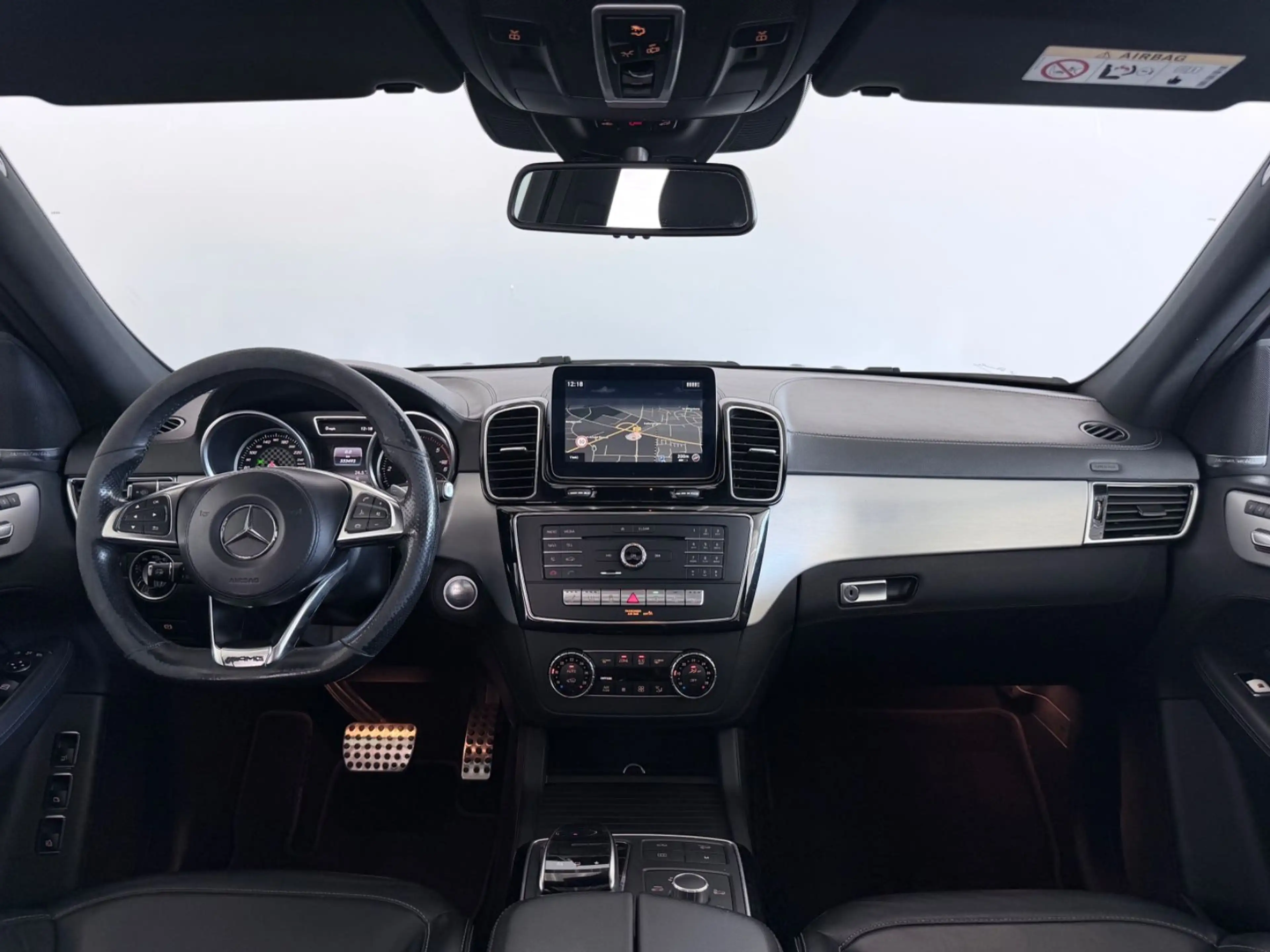 Mercedes-Benz GLS 350 d 4Matic AMG Line *HARMAN*STNDHZNG* — photo 7