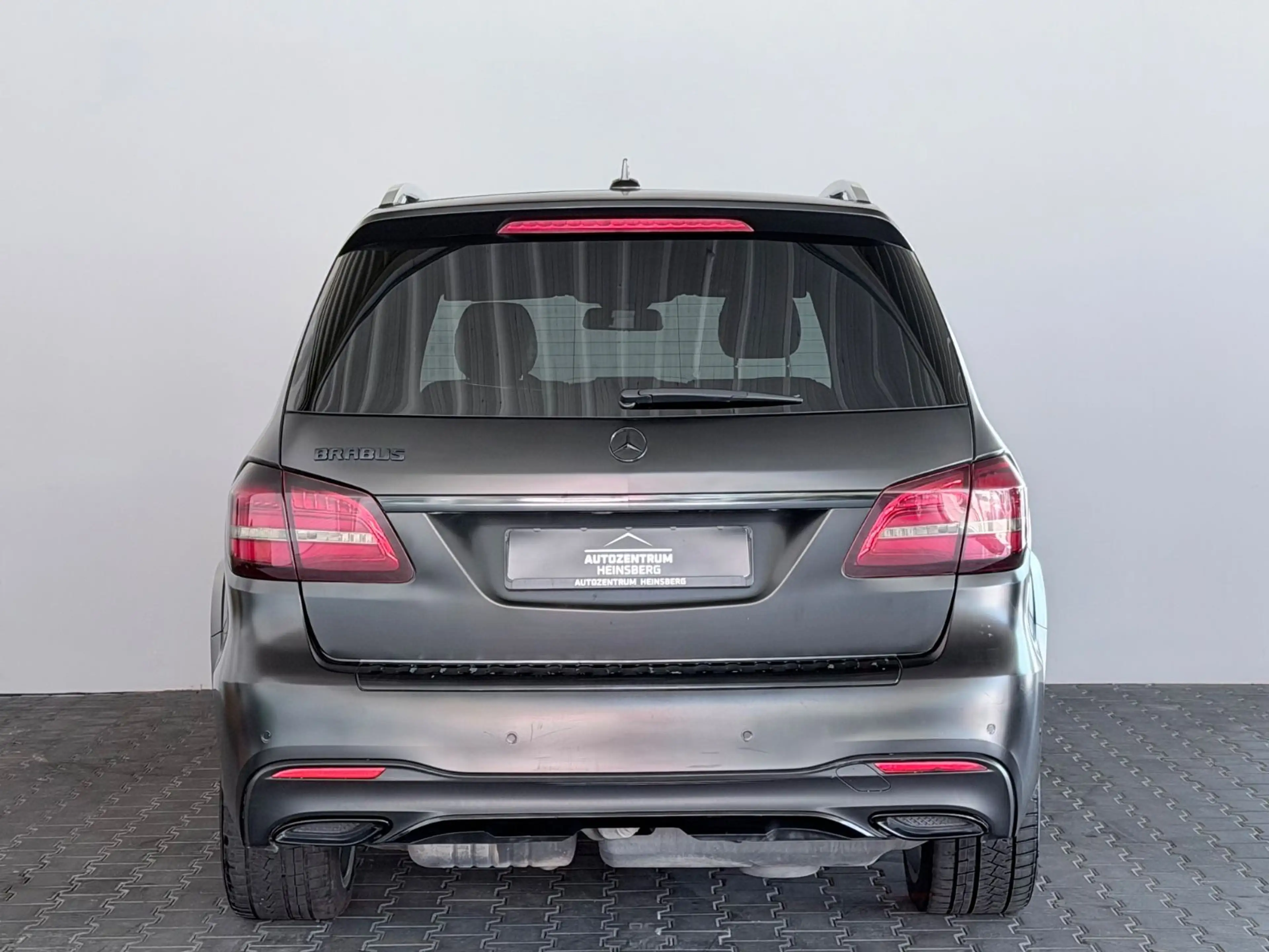 Mercedes-Benz GLS 350 d 4Matic AMG Line *HARMAN*STNDHZNG* — photo 3