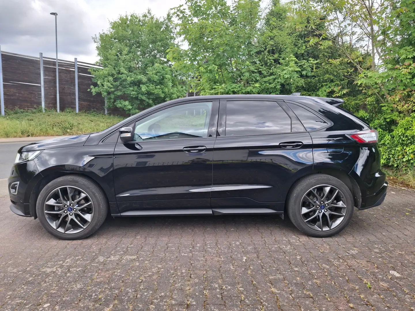 Ford Edge Edge Diesel 2.0 TDCi Bi-Turbo 4x4 Sport Noir - 2
