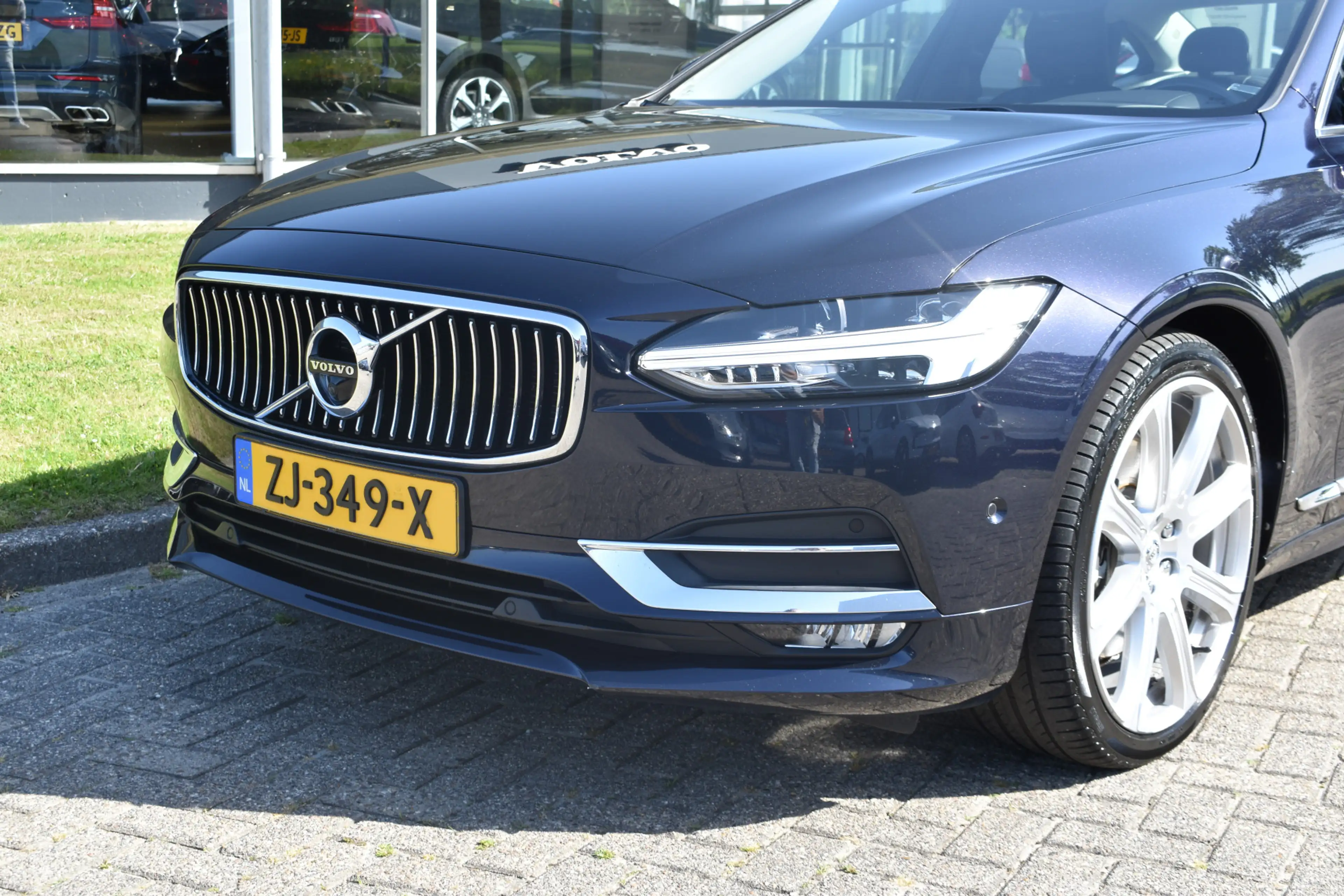 Volvo S90 T4 190PK Business Luxury + | Trekhaak | BLIS | 360 — photo 4