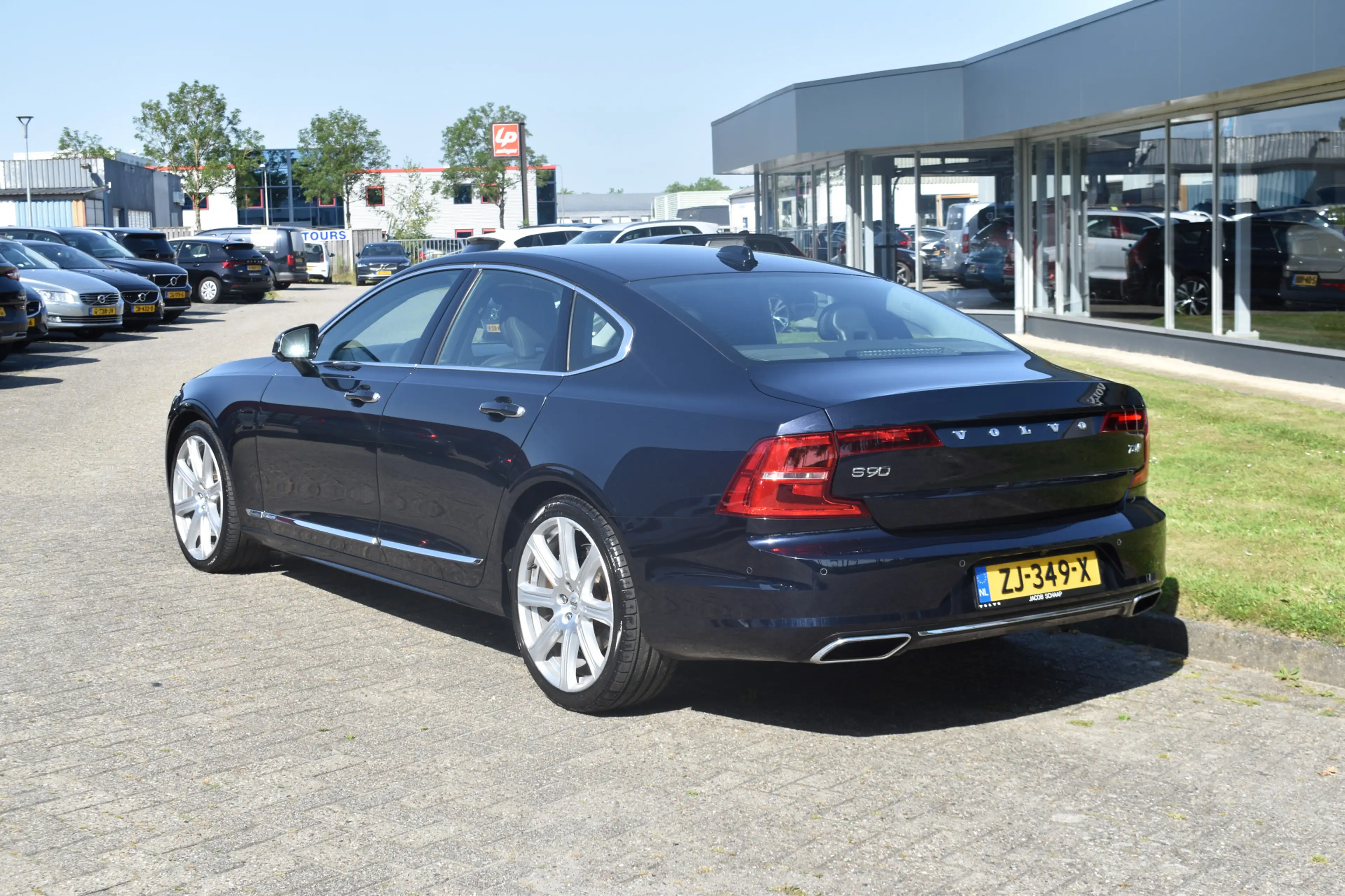 Volvo S90 T4 190PK Business Luxury + | Trekhaak | BLIS | 360 — photo 15
