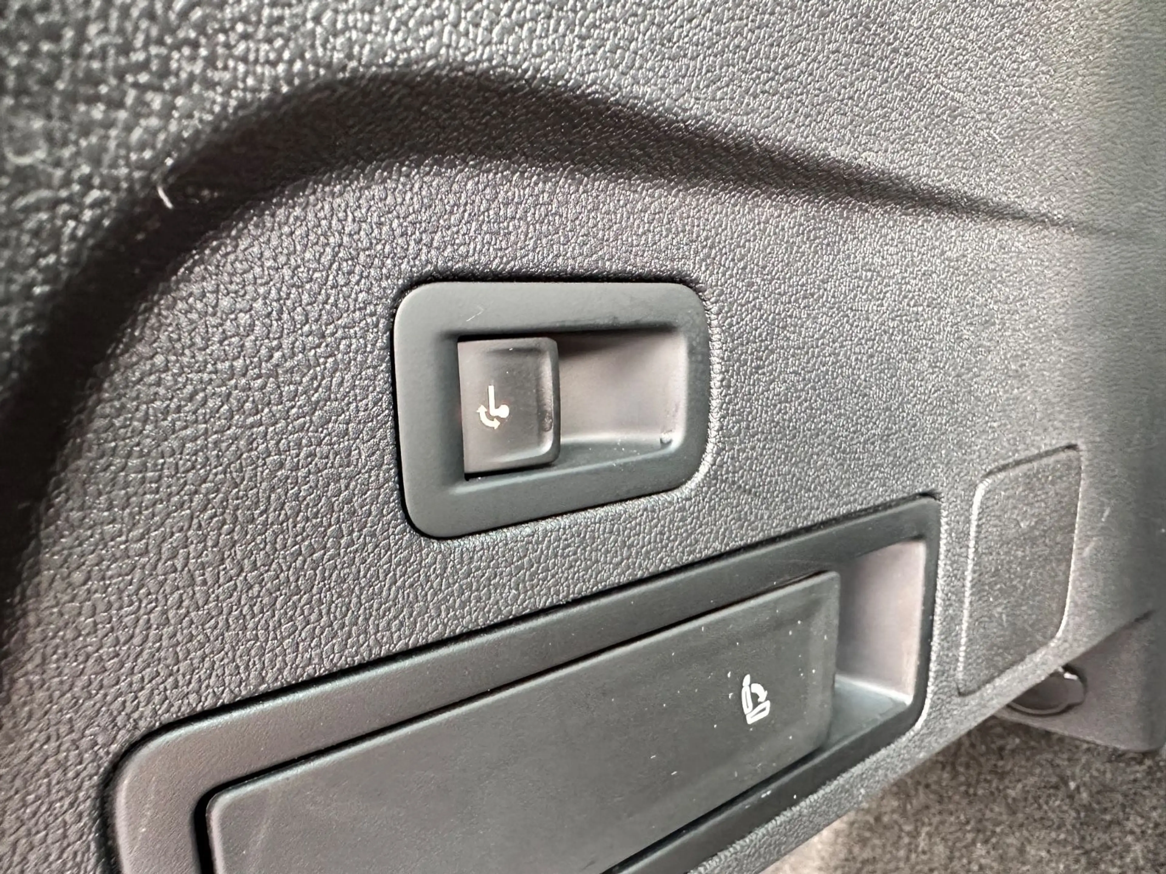 SEAT Tarraco FR 4Drive Pano Beats AHK ACC 7-Sitzer — photo 30