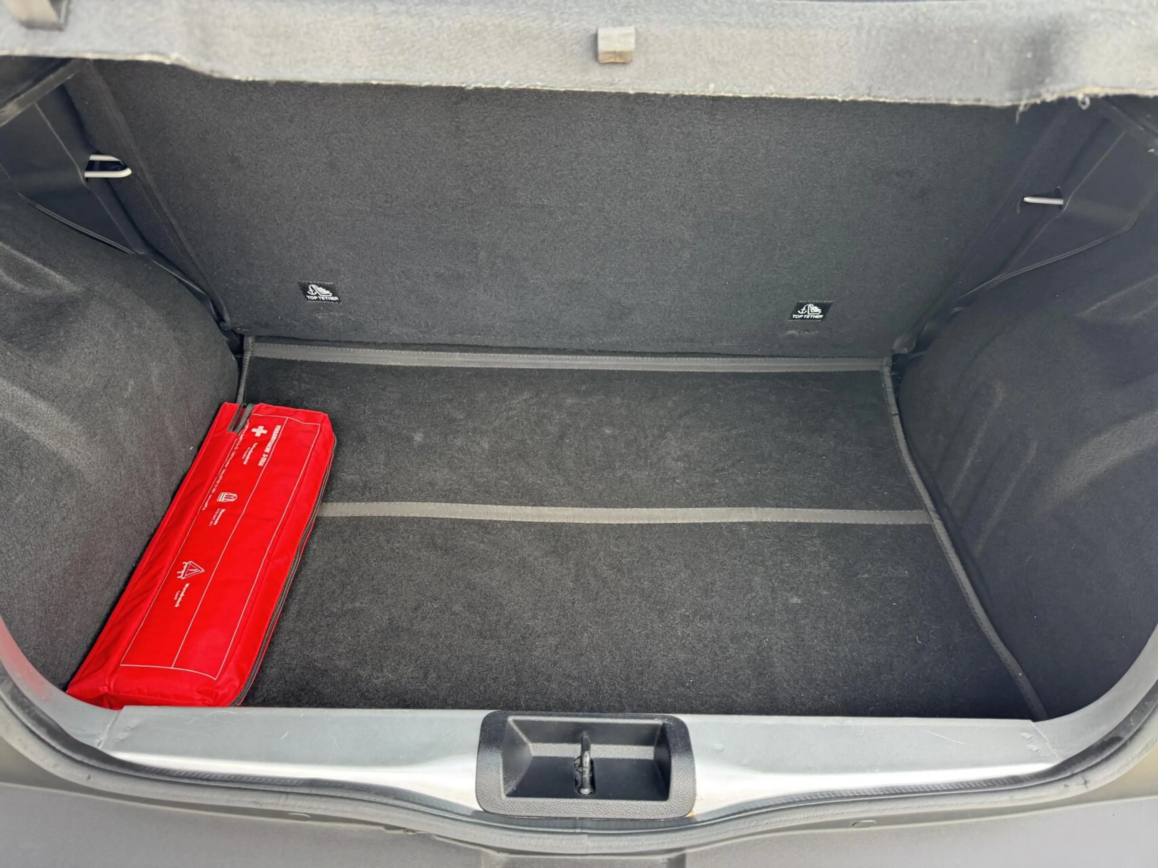 Dacia Spring Comfort Plus (Orange Pack) SOH 93% 27 kWh/Navi/Cam — photo 18